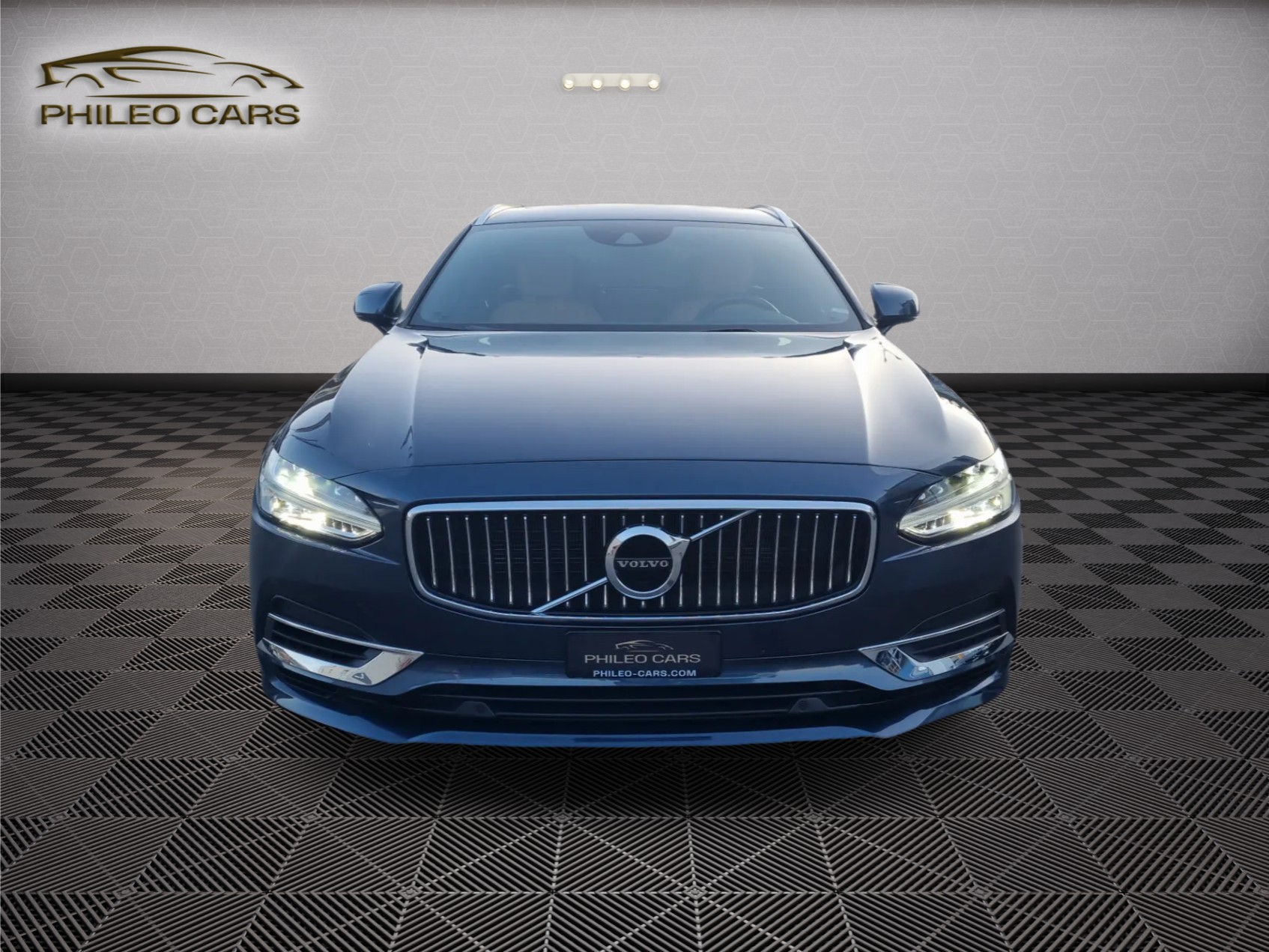 VOLVO V90 T8 eAWD Twin Engine Inscription Geartronic-image-1