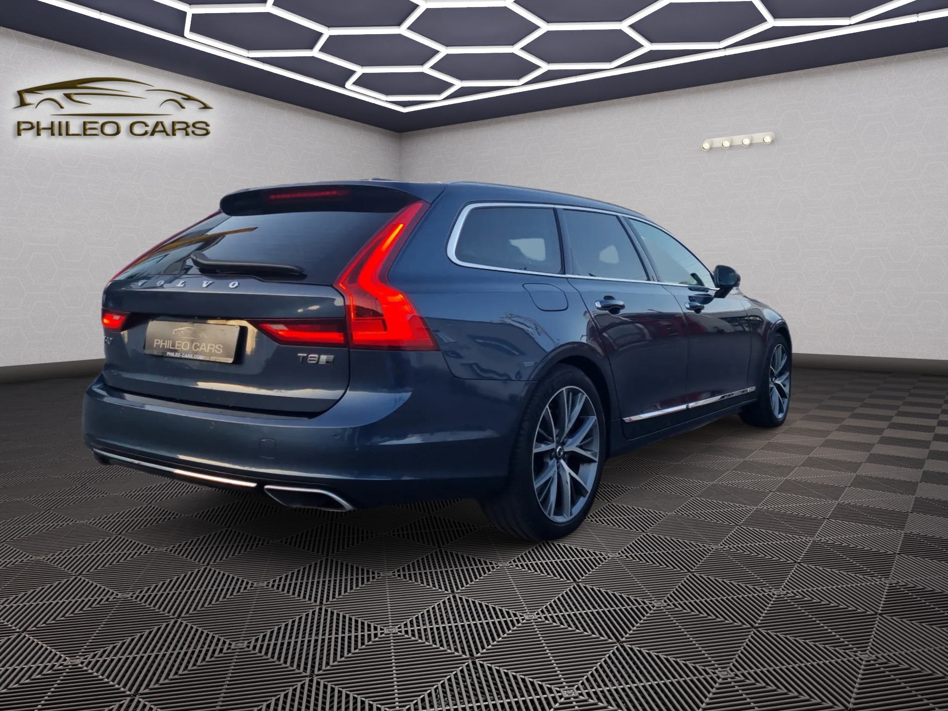 VOLVO V90 T8 eAWD Twin Engine Inscription Geartronic-image-5