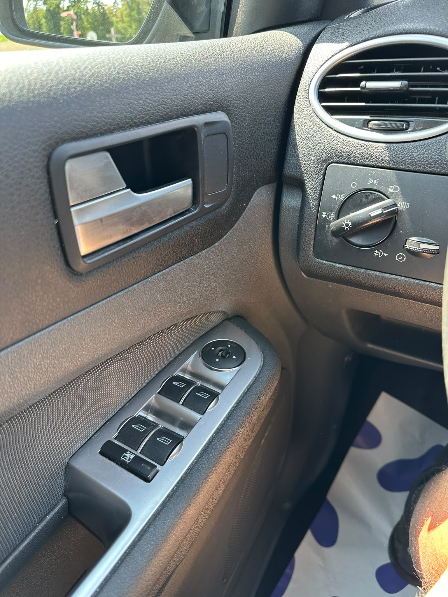 FORD Focus 2.5 Turbo ST-image-19