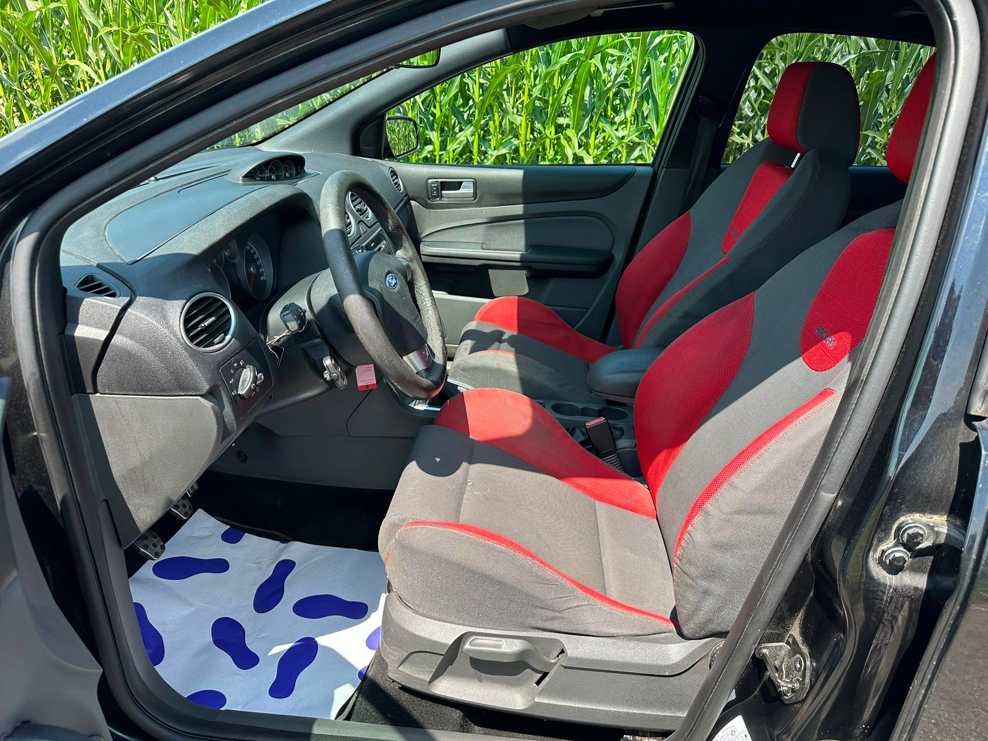 FORD Focus 2.5 Turbo ST-image-10
