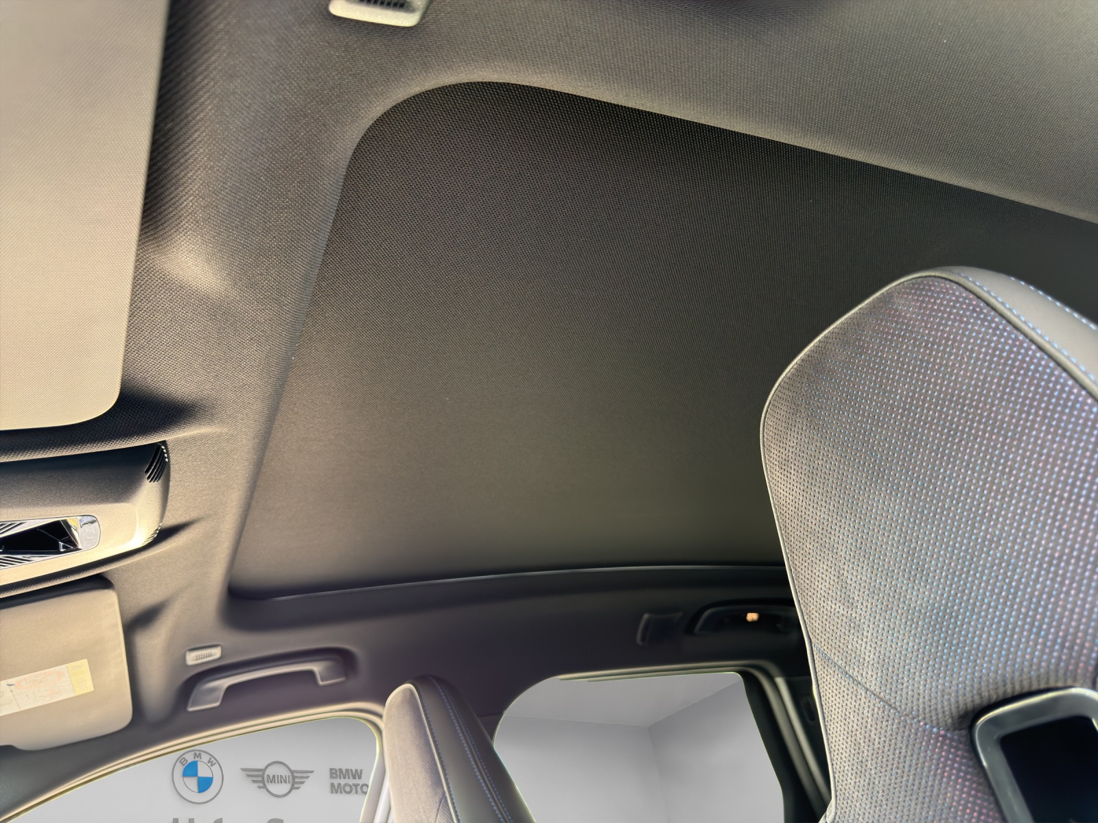 BMW X1 xDrive M35i-image-16