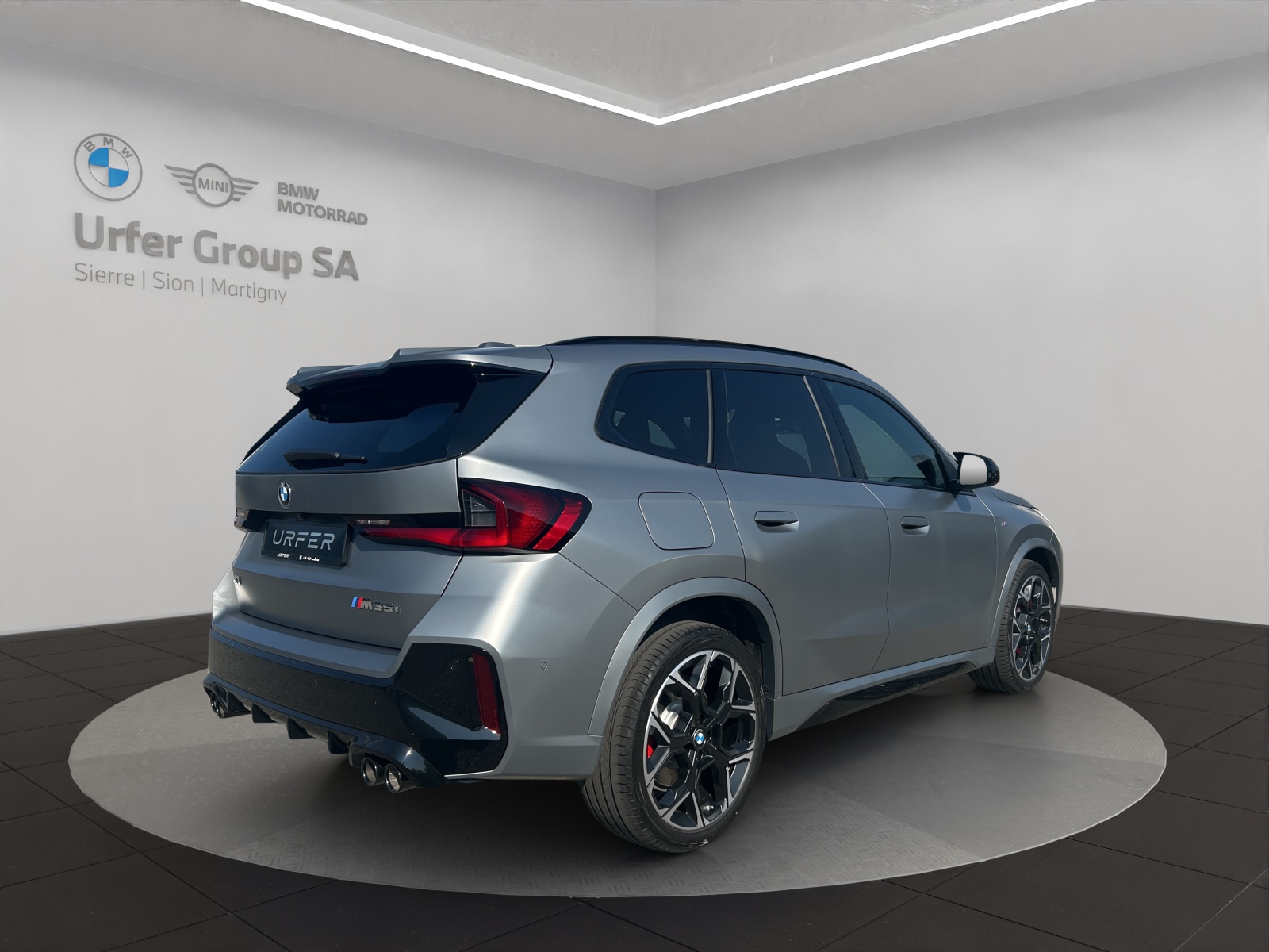 BMW X1 xDrive M35i-image-4