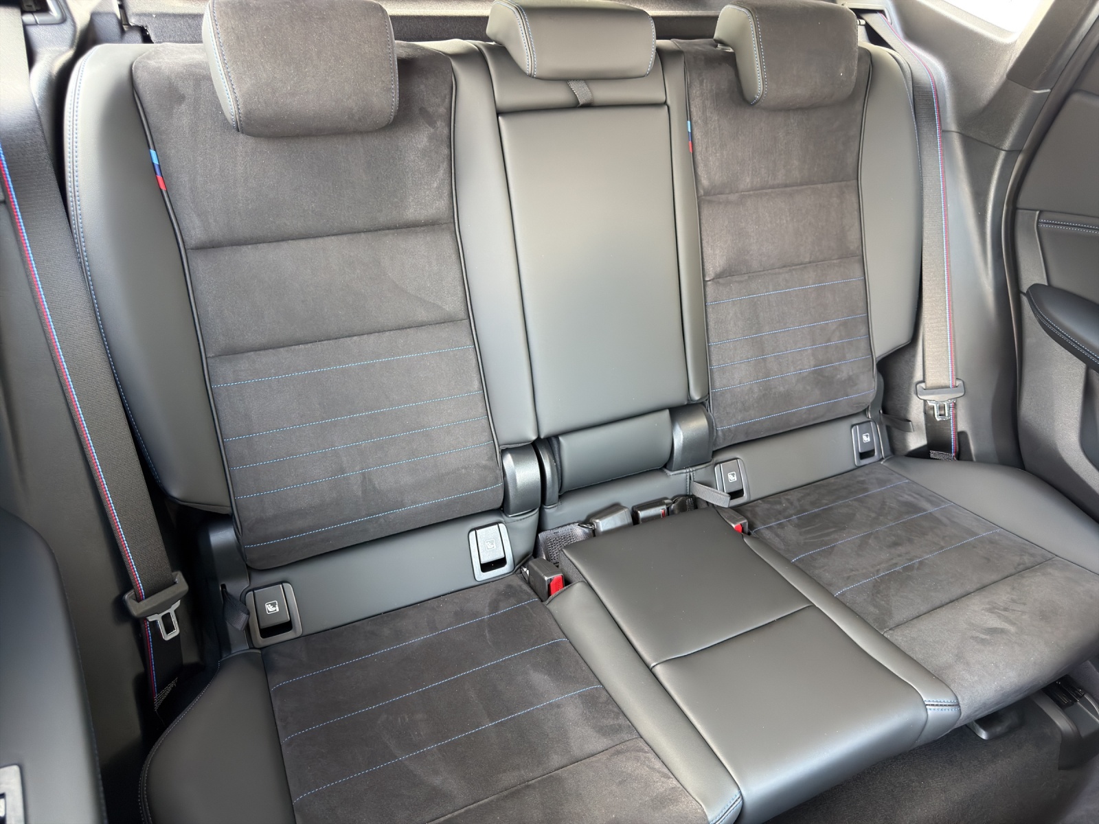 BMW X1 xDrive M35i-image-18