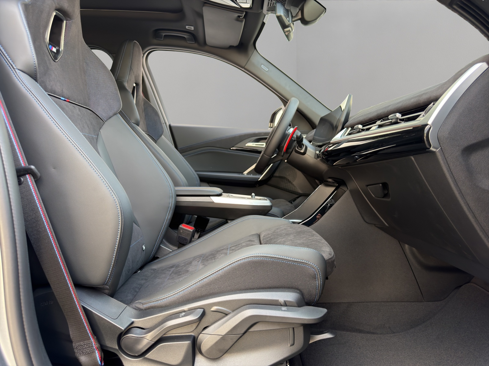 BMW X1 xDrive M35i-image-7