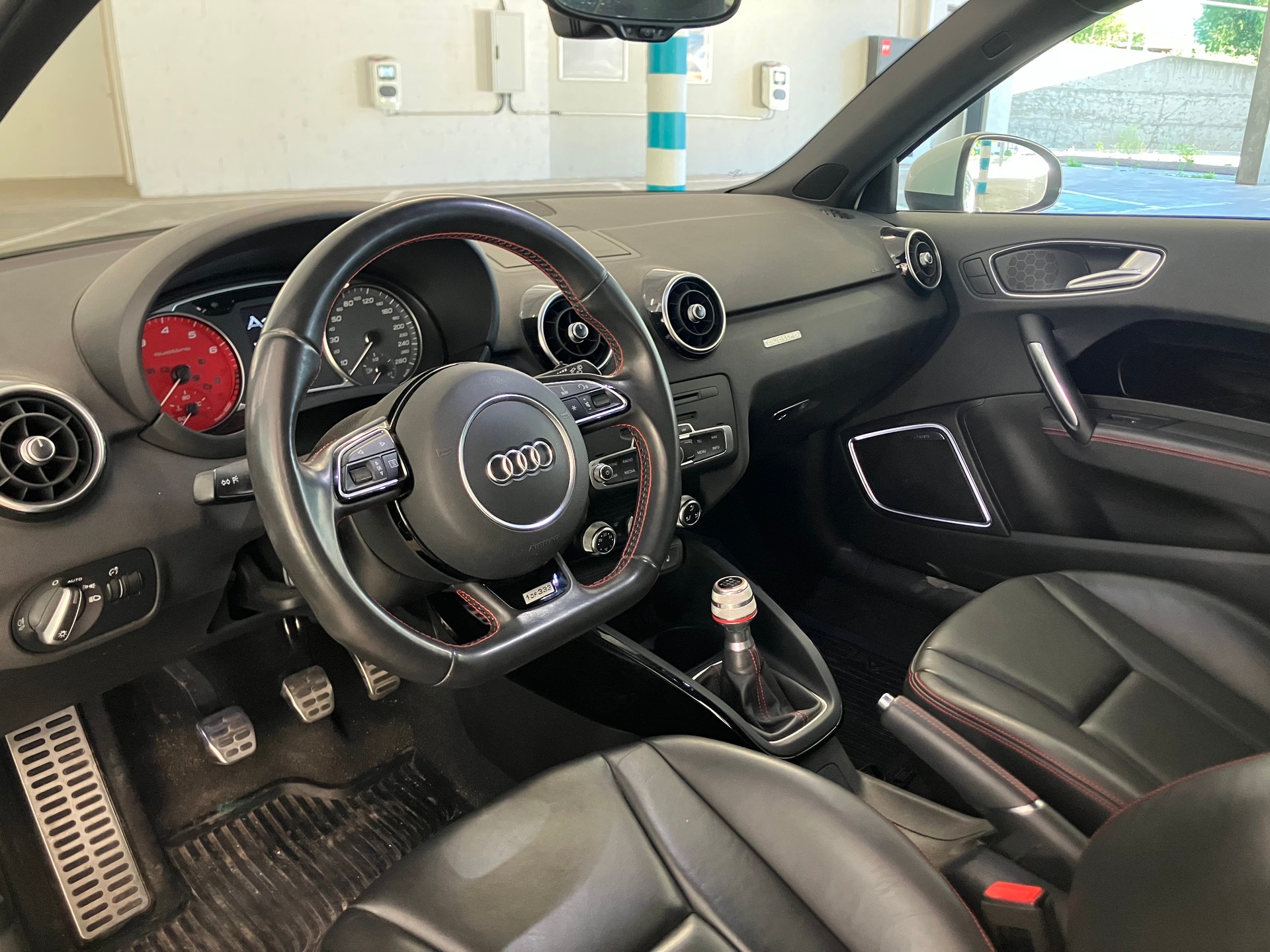 AUDI 2.0 TFSI Limited quattro-image-4