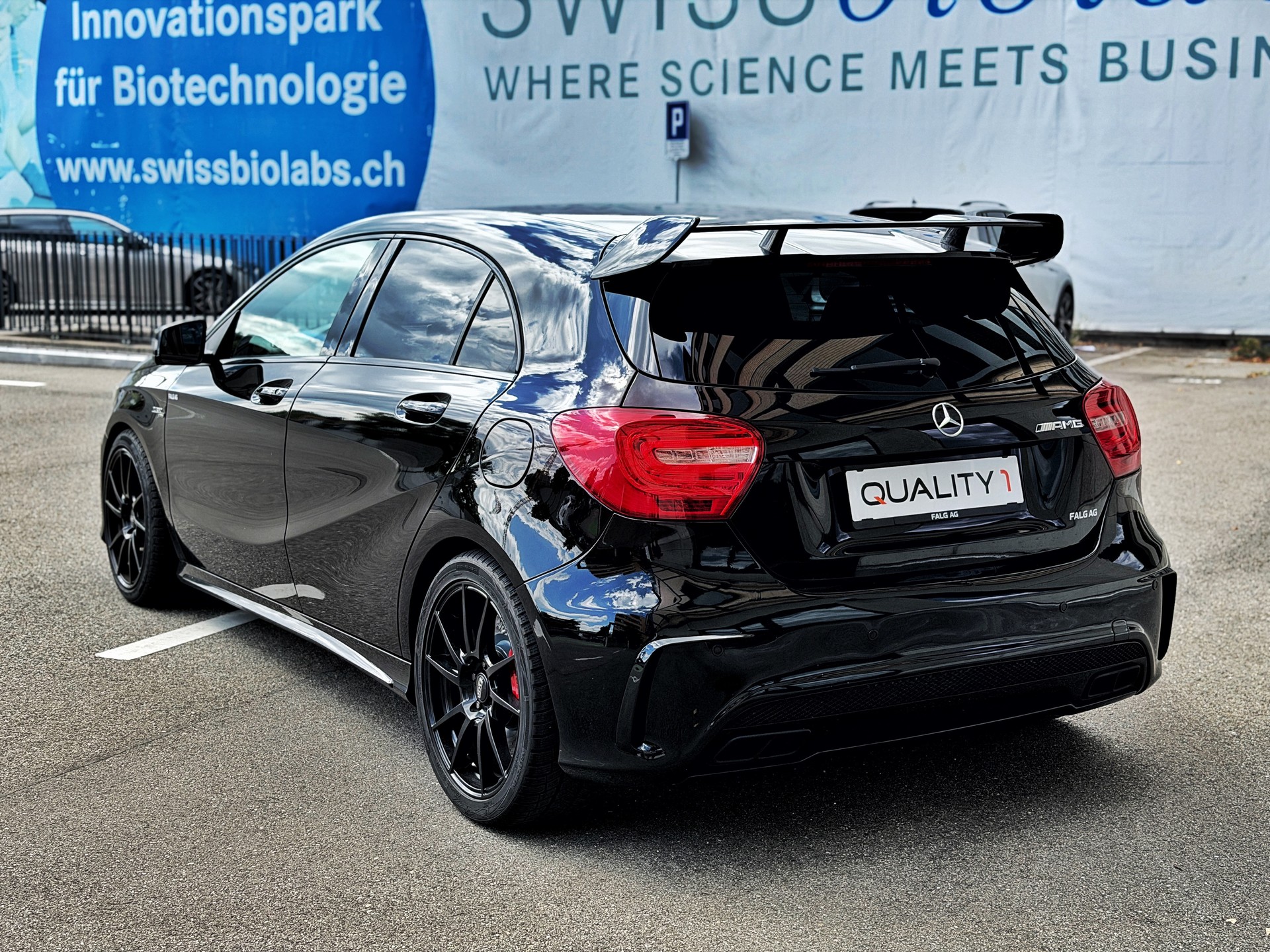 MERCEDES-BENZ A 45 AMG 4Matic Speedshift 7G-DCT-image-4