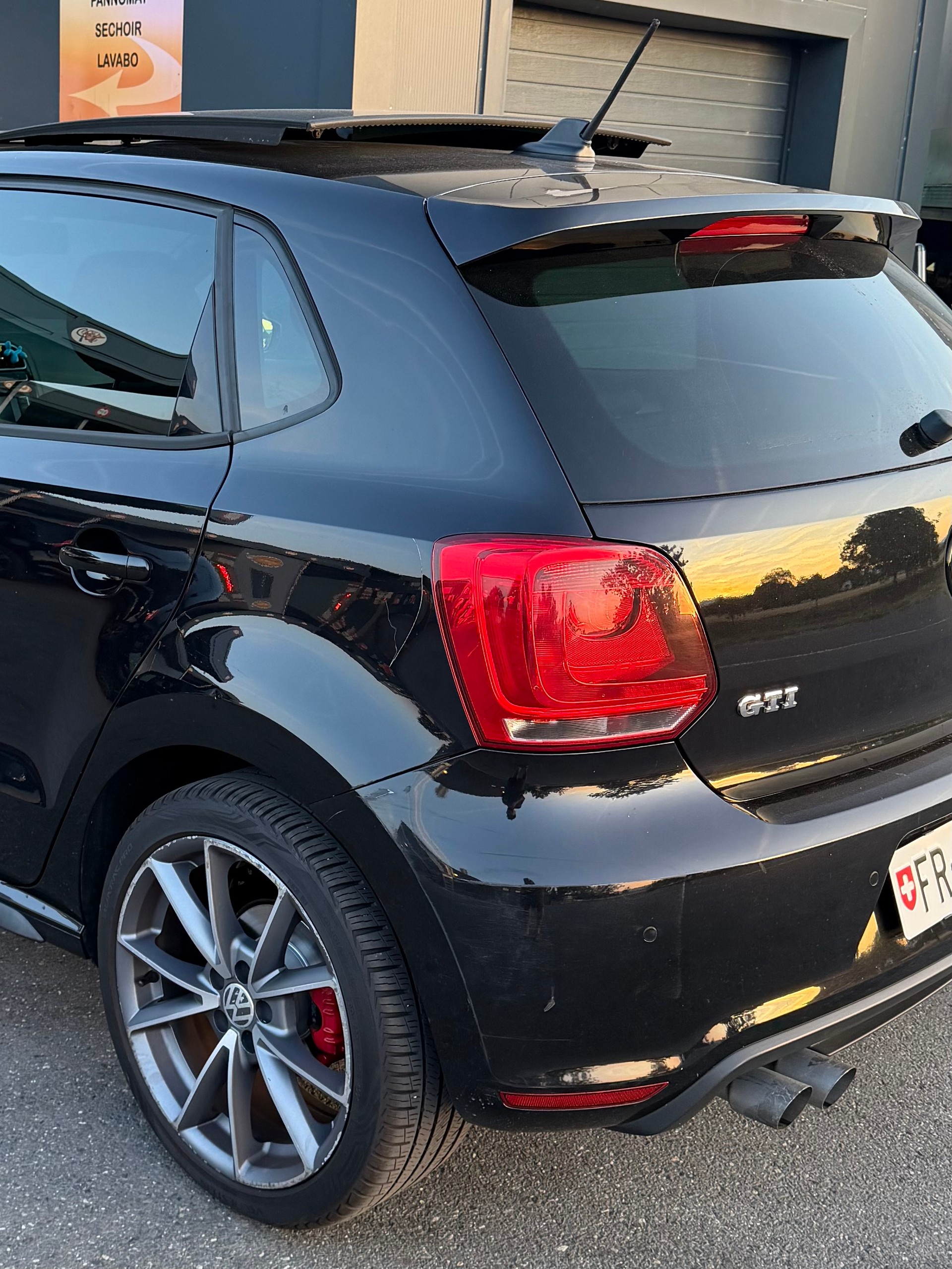 VW 1.4 TSI GTI DSG-image-2