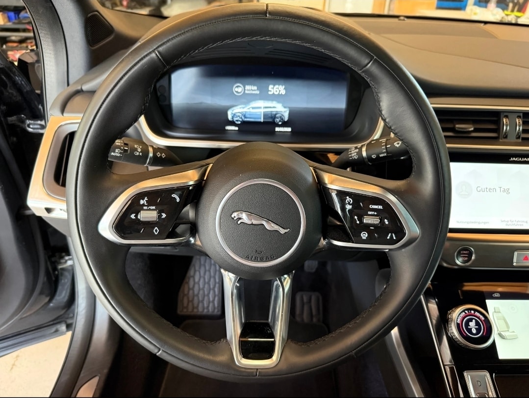 JAGUAR I-Pace EV400 SE AWD-image-9
