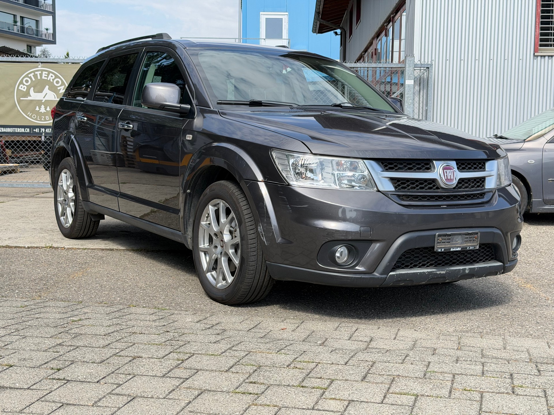 FIAT Freemont 2.0 MJ Lounge AWD Automat-image-0