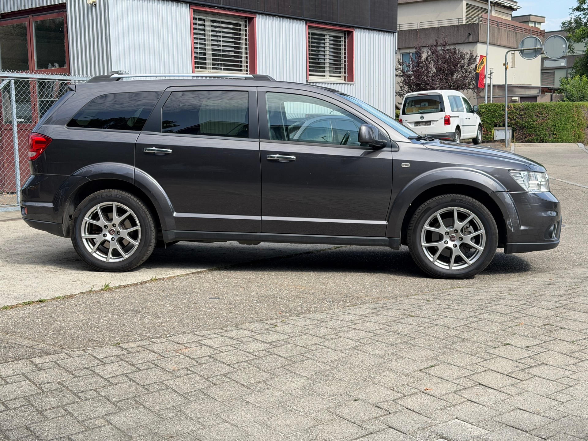 FIAT Freemont 2.0 MJ Lounge AWD Automat-image-1