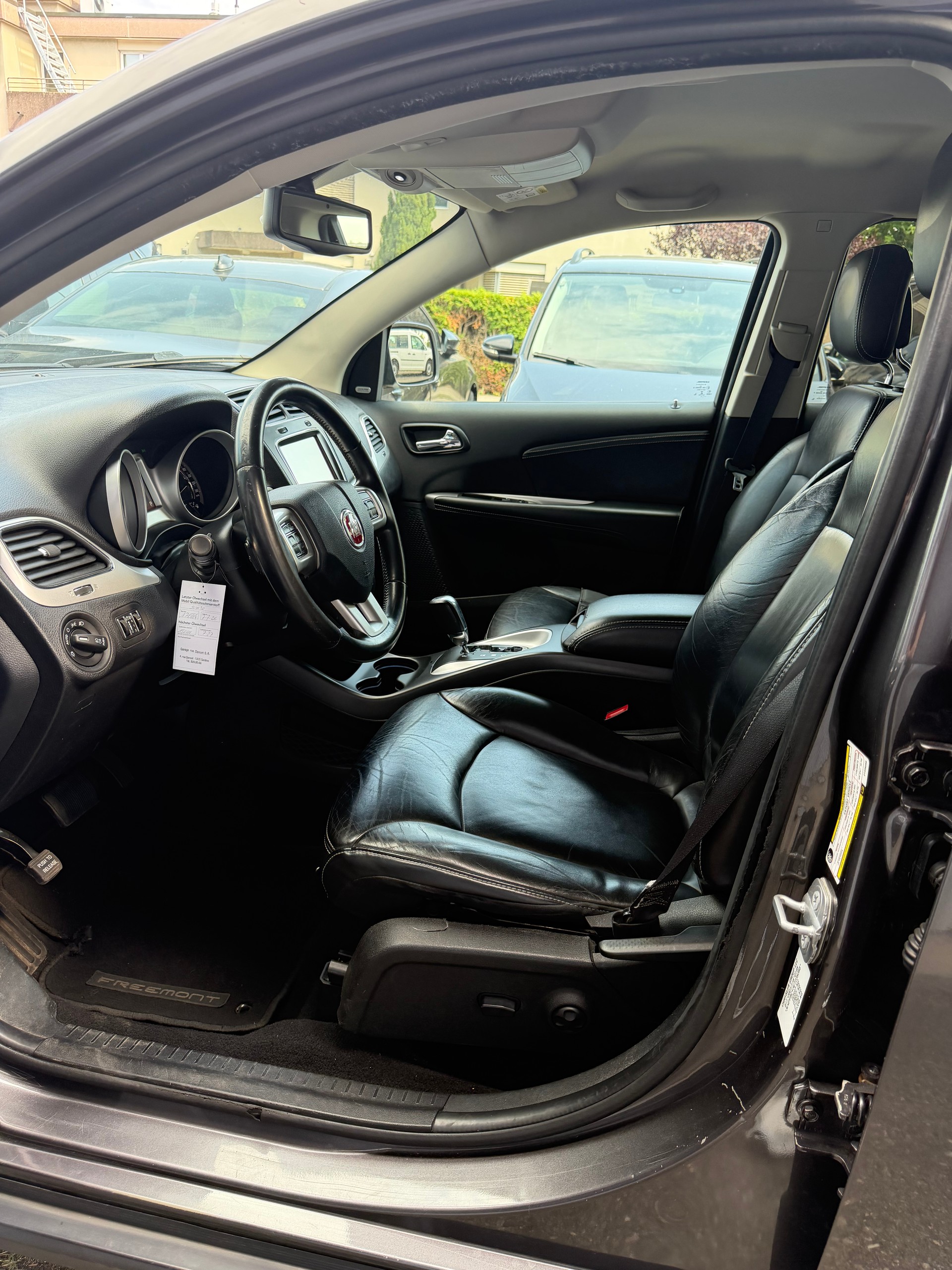FIAT Freemont 2.0 MJ Lounge AWD Automat-image-9