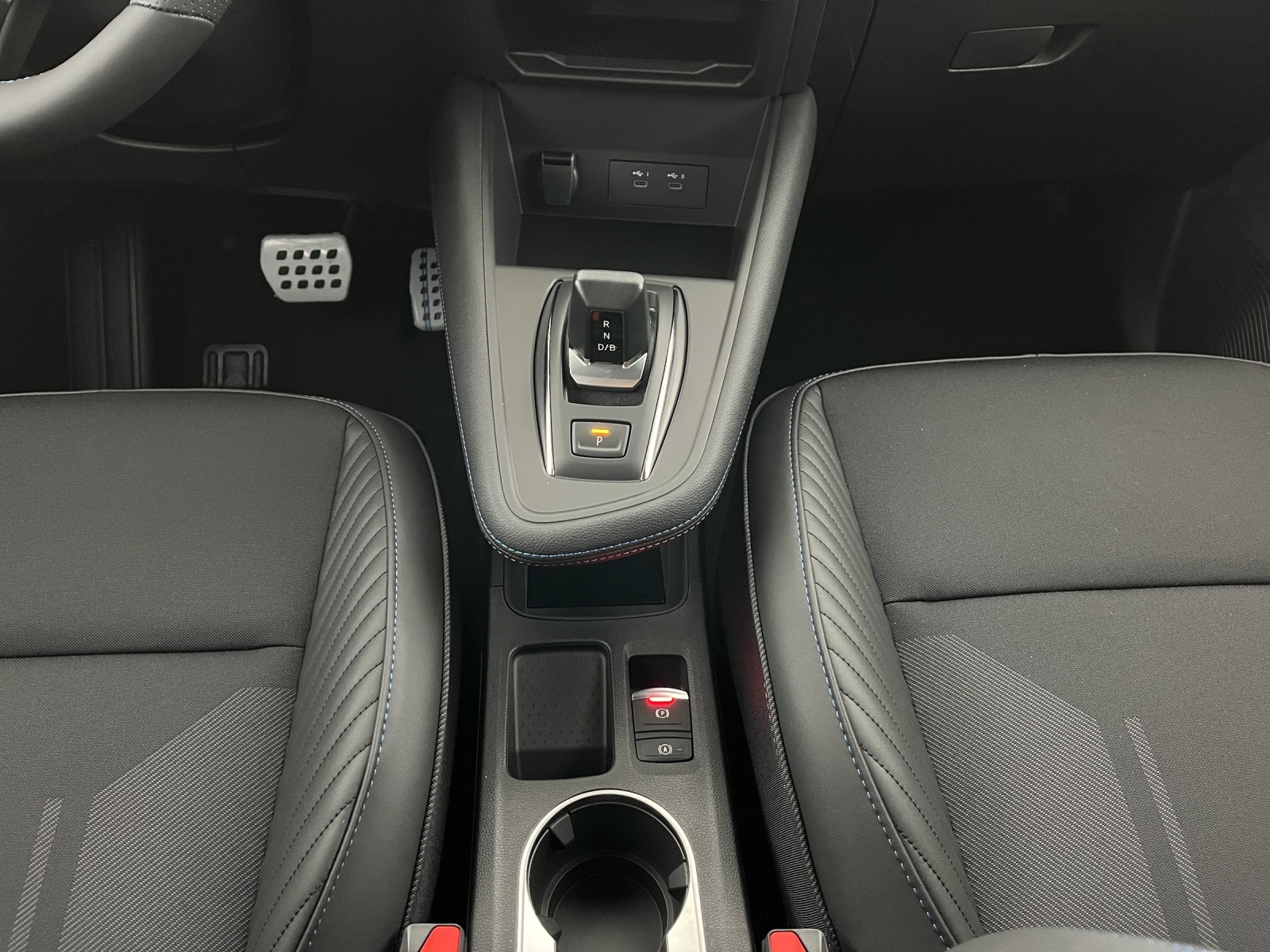 RENAULT Captur 1.8 E-Tech esprit Alpine-image-13