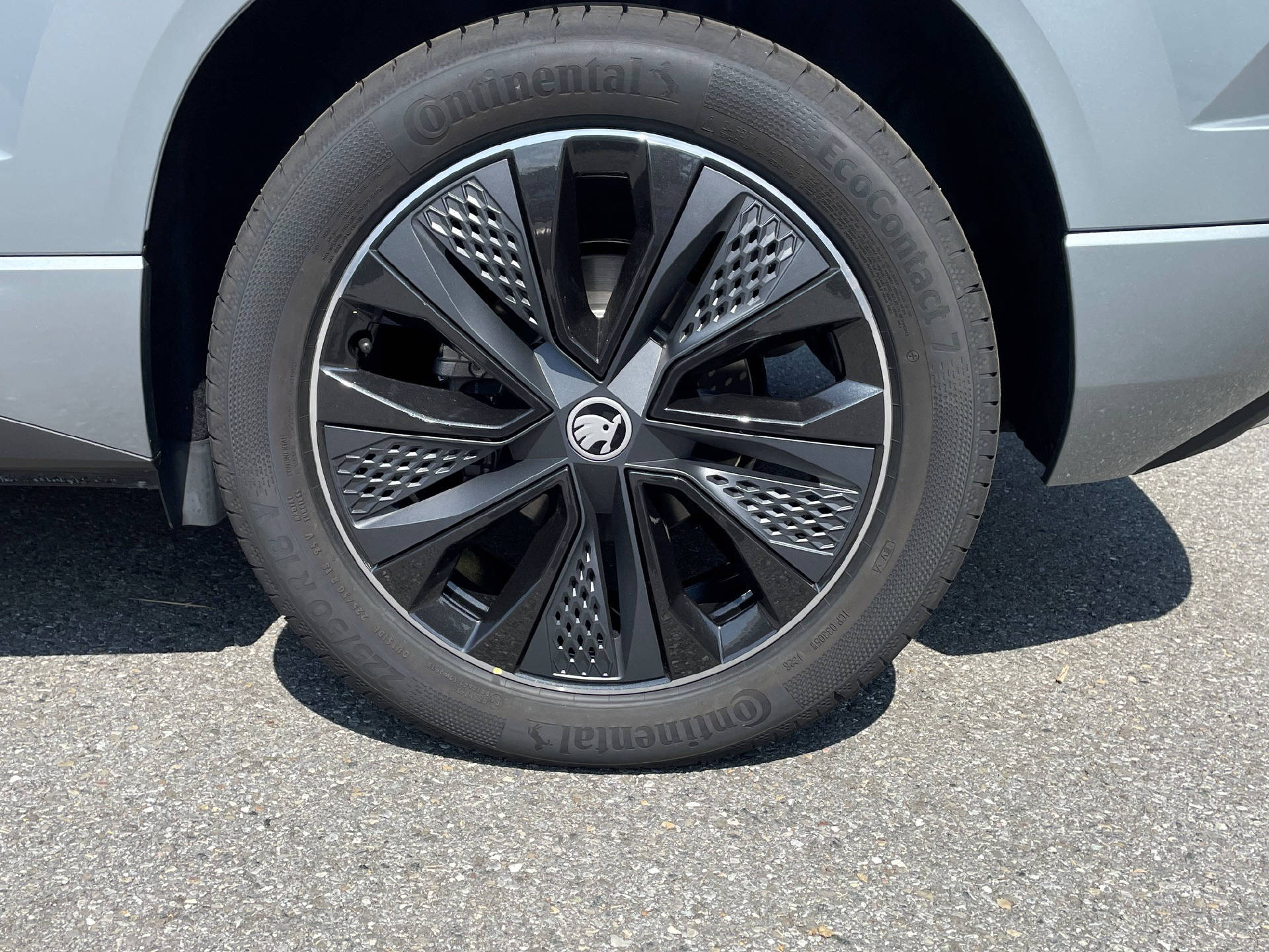 SKODA Karoq 2.0 TSI SportLine 4x4 DSG-image-6