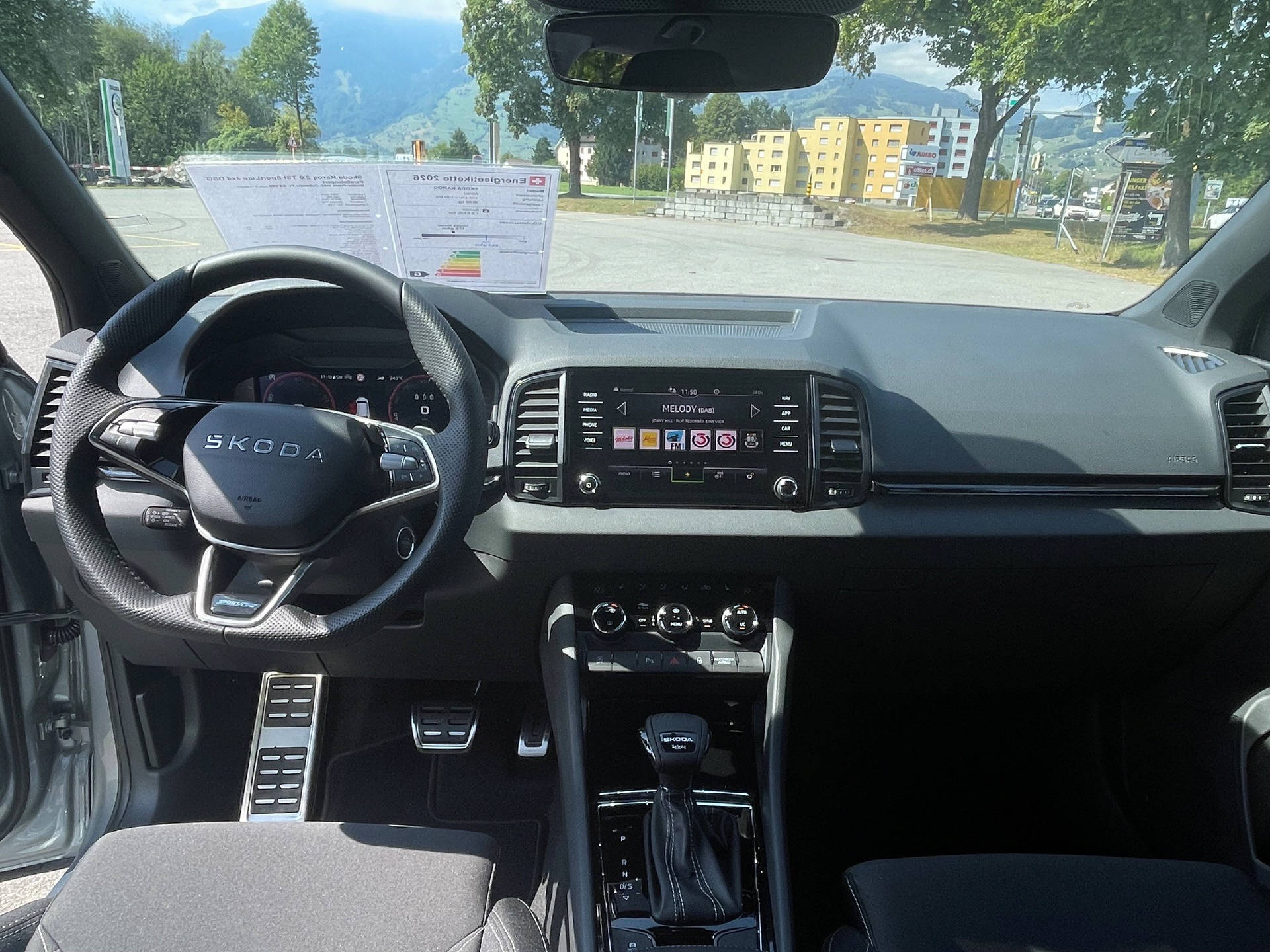SKODA Karoq 2.0 TSI SportLine 4x4 DSG-image-9