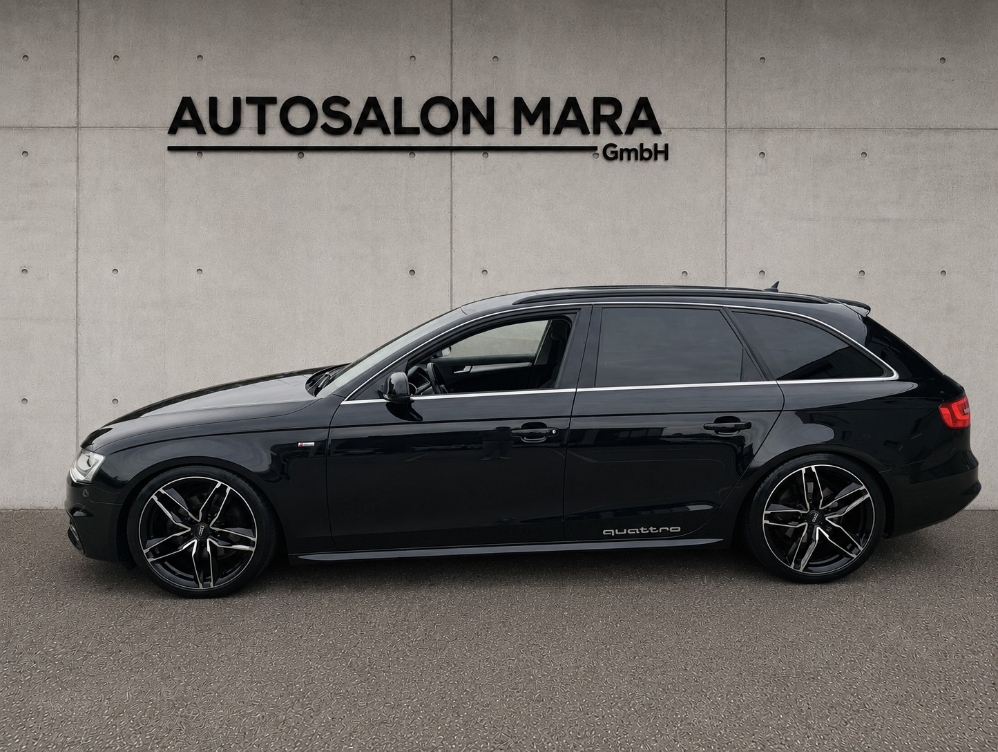 AUDI A4 Avant 2.0 TDI quattro-image-1