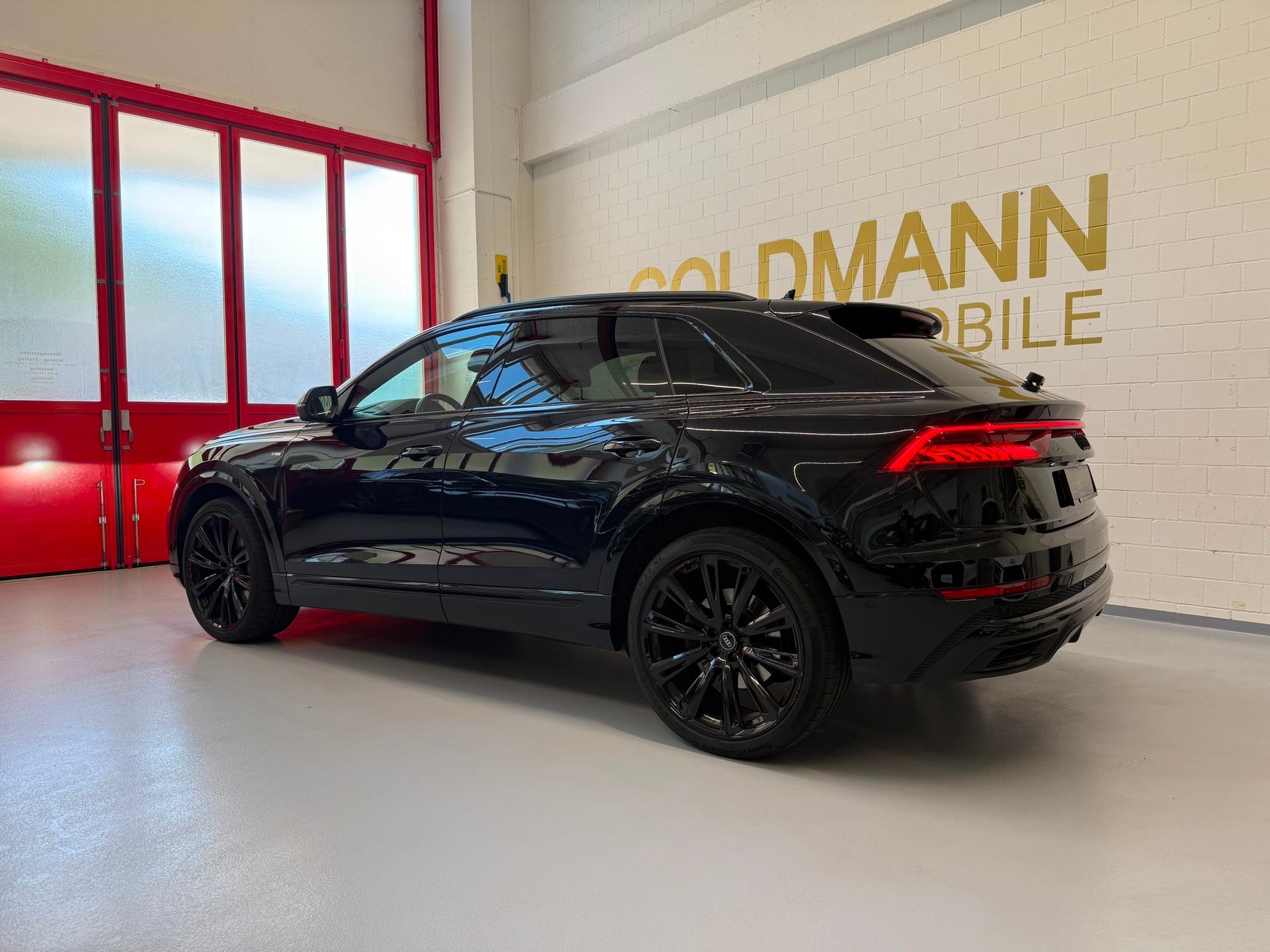 AUDI Q8 45 TDI Black Edition quattro tiptronic-image-2