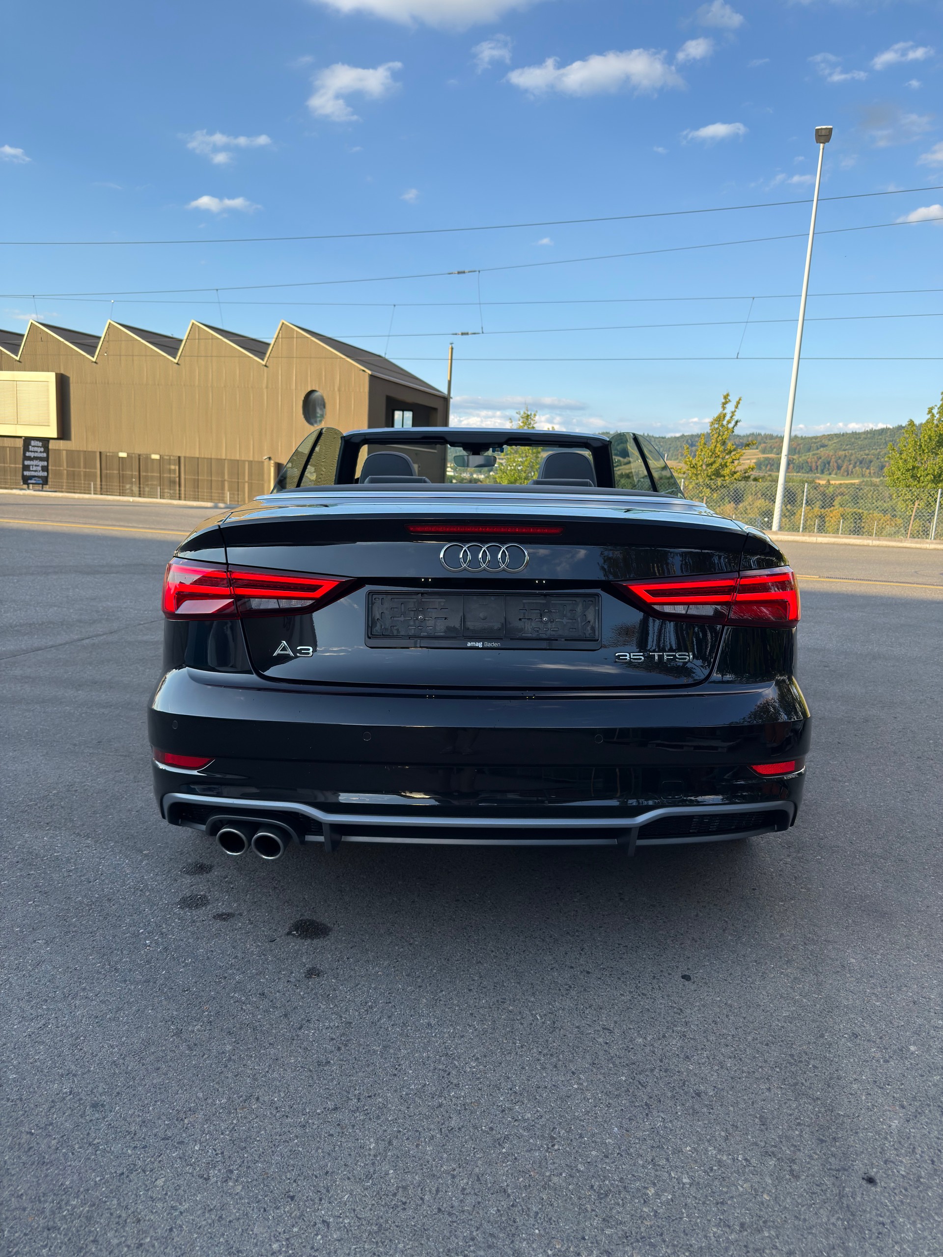 AUDI 1.5 35 TFSI Design S-Tronic-image-3