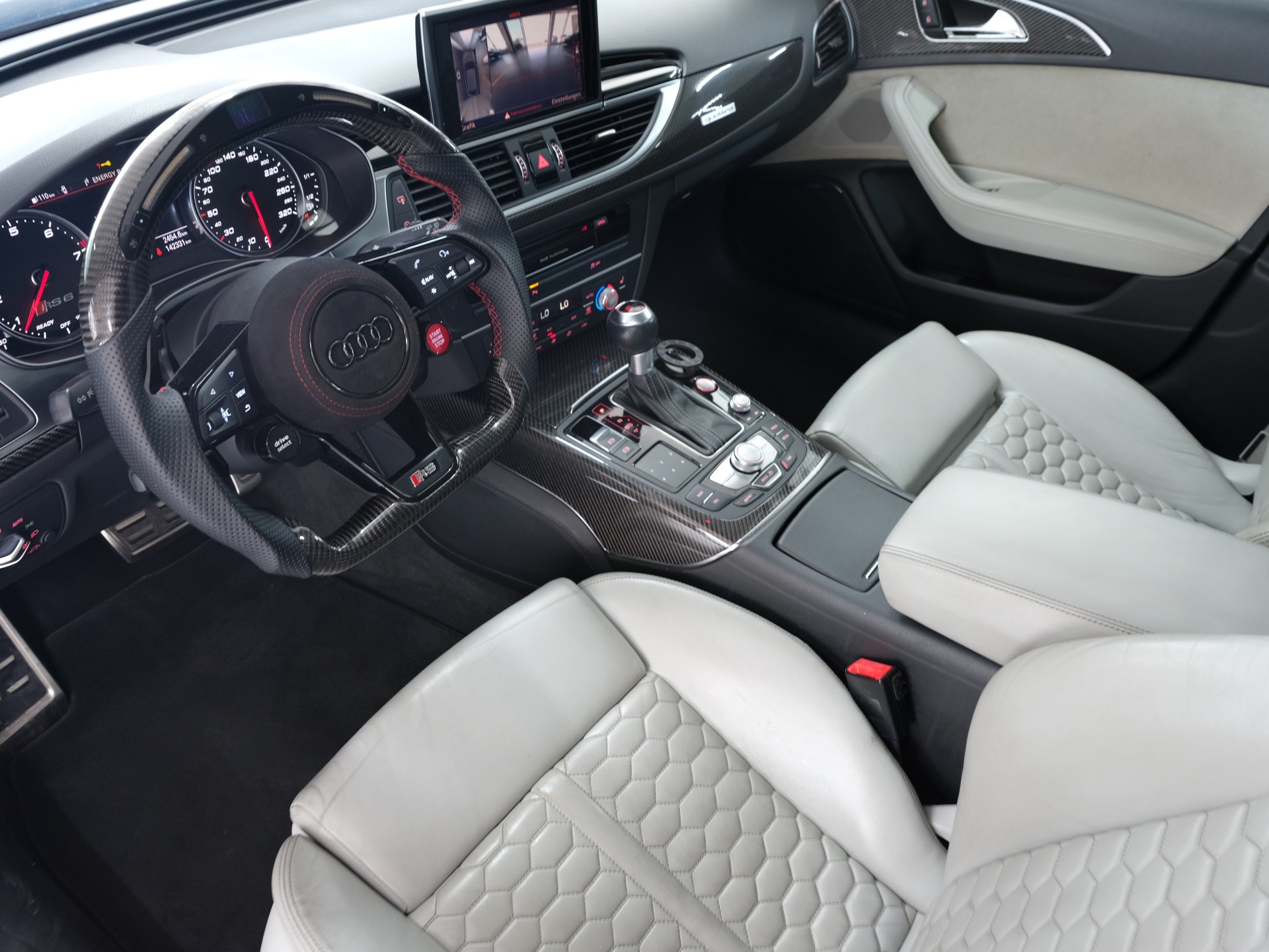 AUDI RS6 Avant 4.0 TFSI V8 performance quattro *Performance Abgassanlage* *Panorama* *Bose*-image-19
