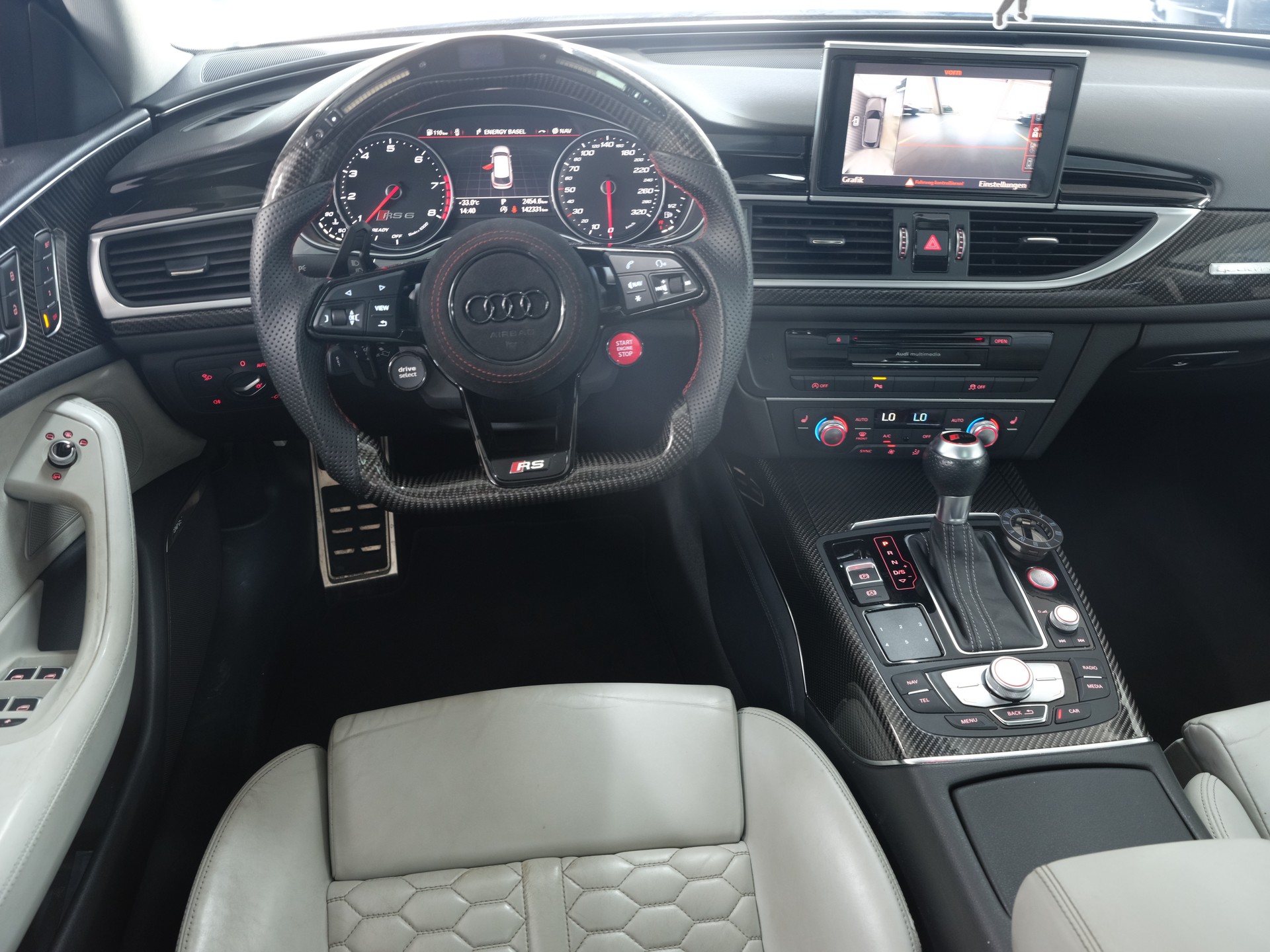 AUDI RS6 Avant 4.0 TFSI V8 performance quattro *Performance Abgassanlage* *Panorama* *Bose*-image-22