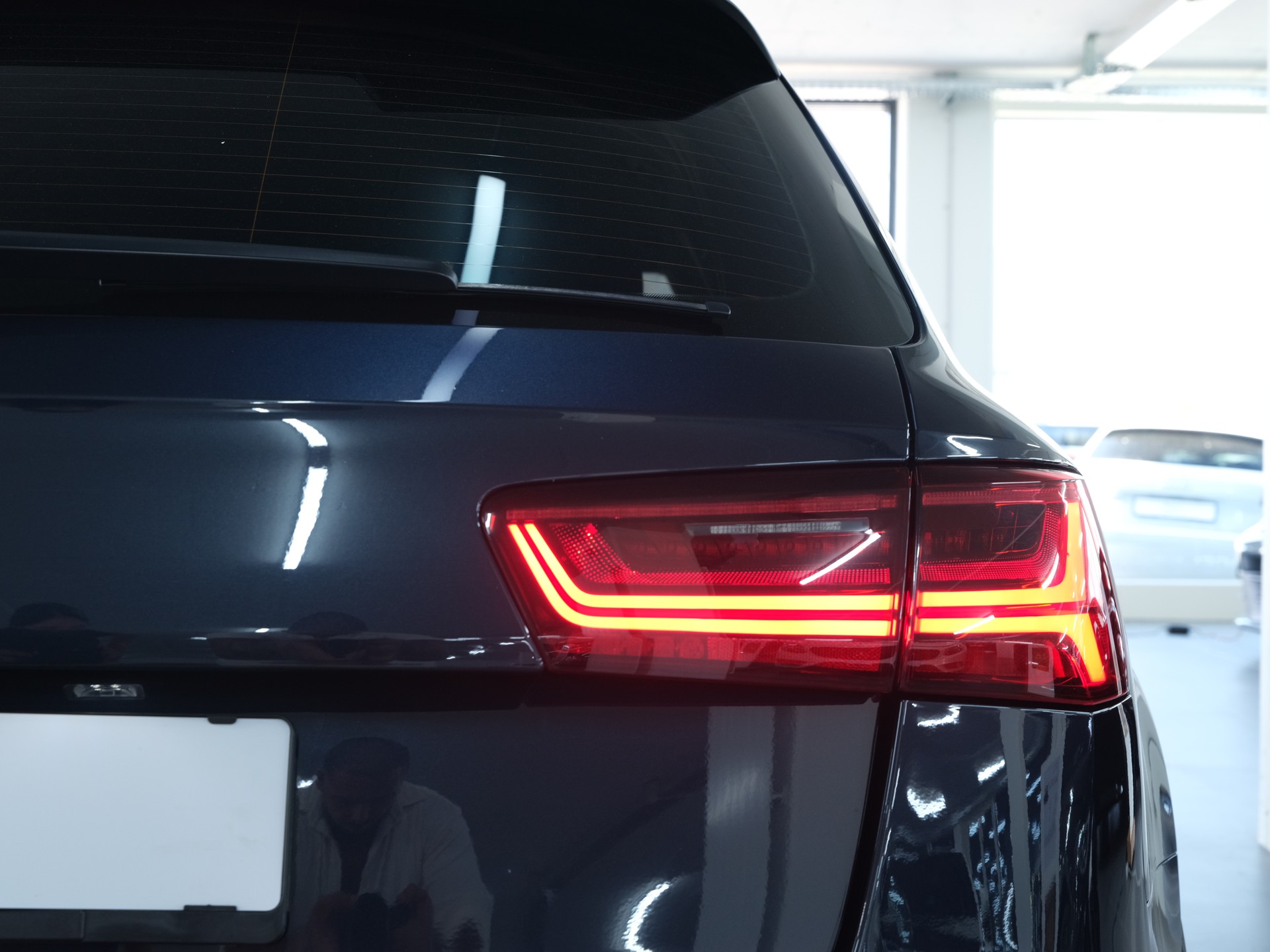 AUDI RS6 Avant 4.0 TFSI V8 performance quattro *Performance Abgassanlage* *Panorama* *Bose*-image-15
