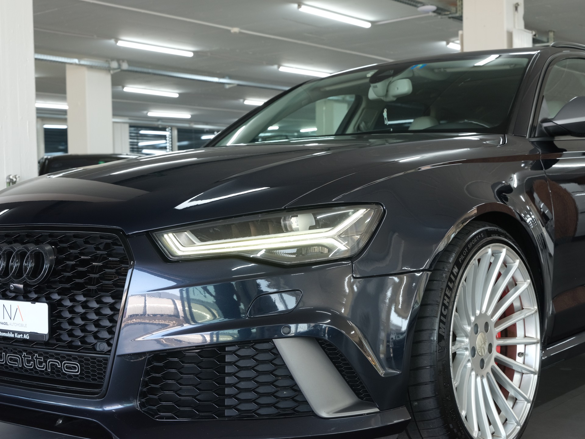 AUDI RS6 Avant 4.0 TFSI V8 performance quattro *Performance Abgassanlage* *Panorama* *Bose*-image-10