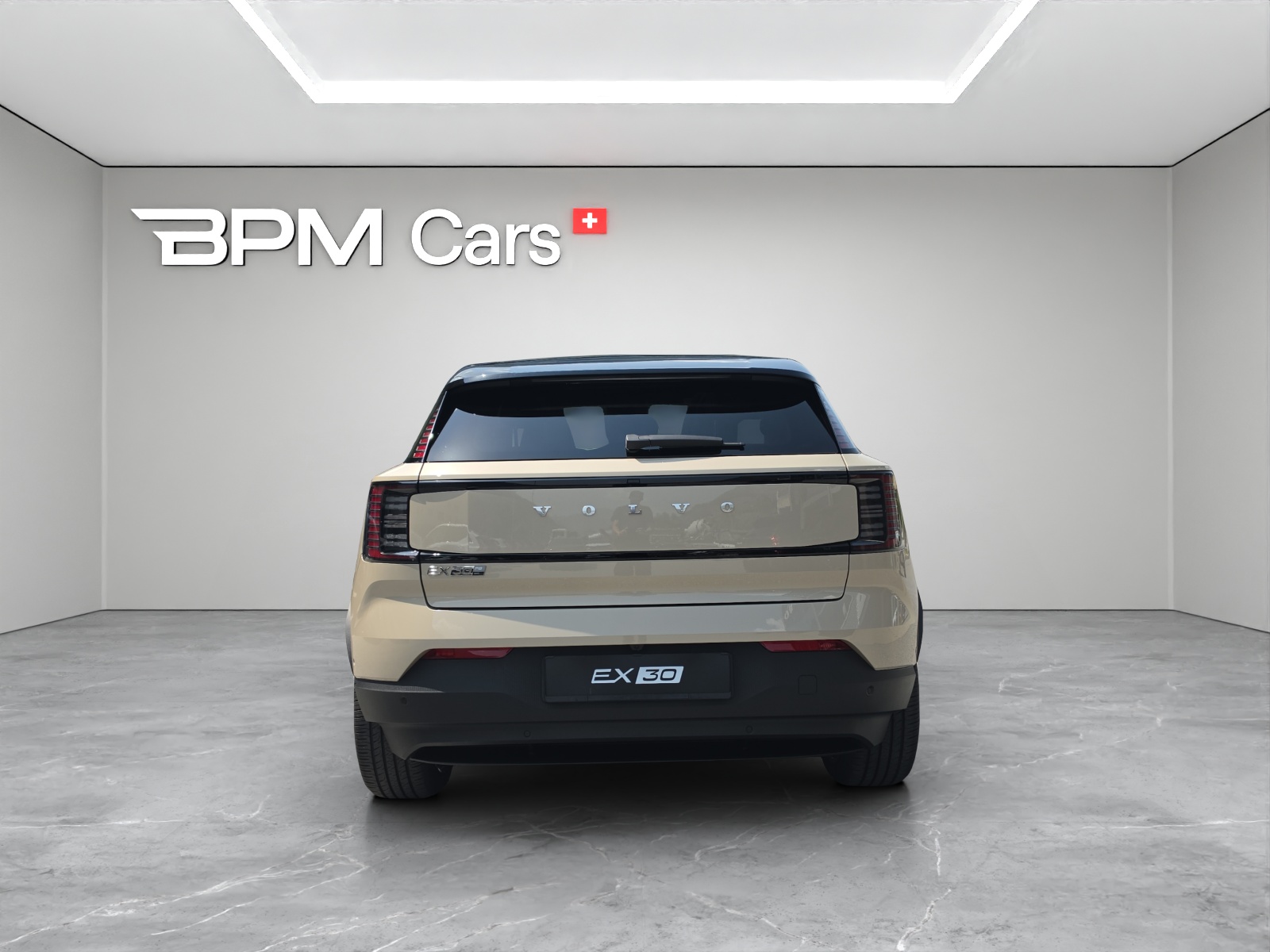 VOLVO EX30 P8 69 kWh AWD Ultra-image-3
