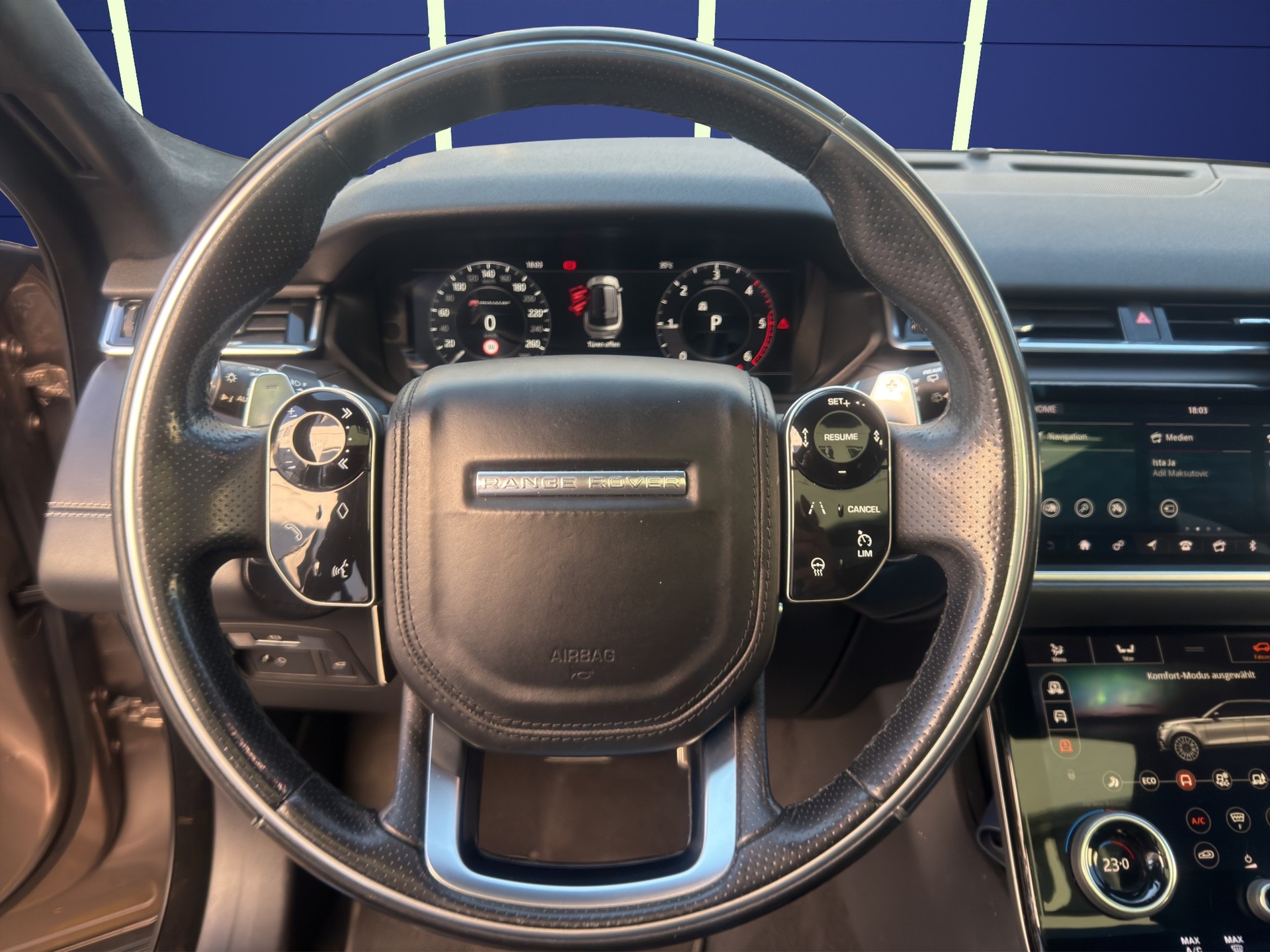 LAND ROVER Range Rover Velar R-Dynamic D 300 S Automatic-image-9