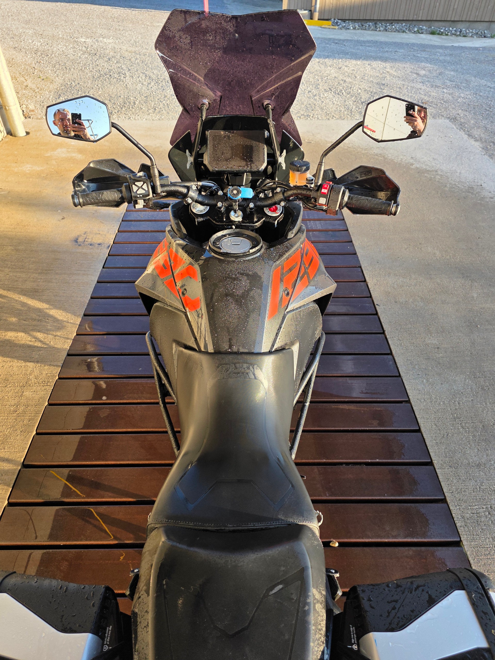 KTM 1290 Super Adventure S-image-4