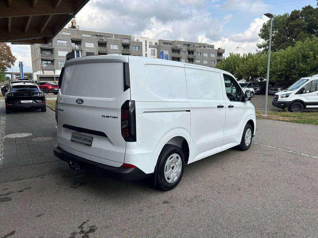FORD Transit Custom Van 320 L1 2.5 Duratec 233 Trend PHEV-image-3