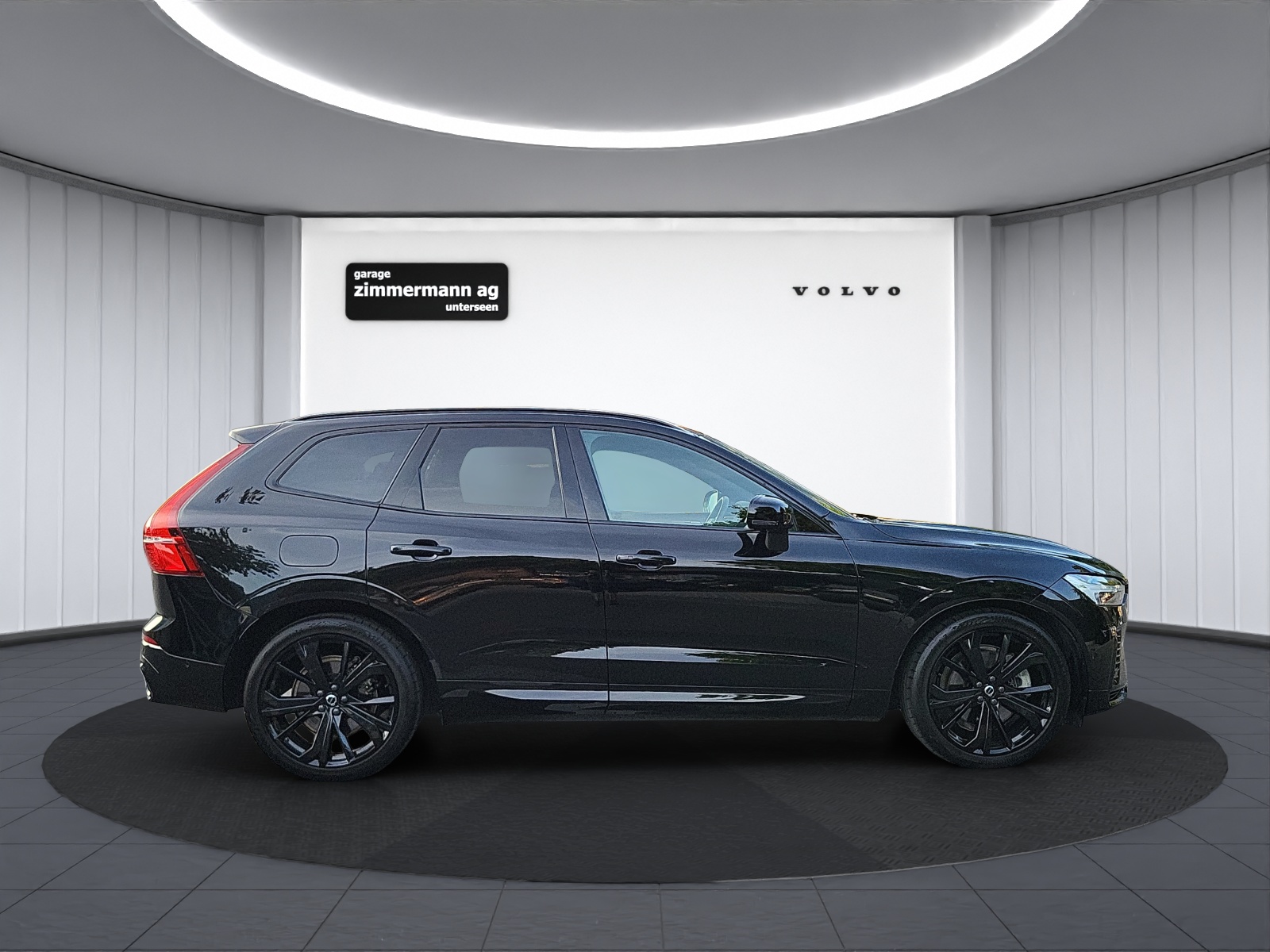 VOLVO XC60 2.0 T8 TE XCENTRIC Black Edition eAWD-image-4