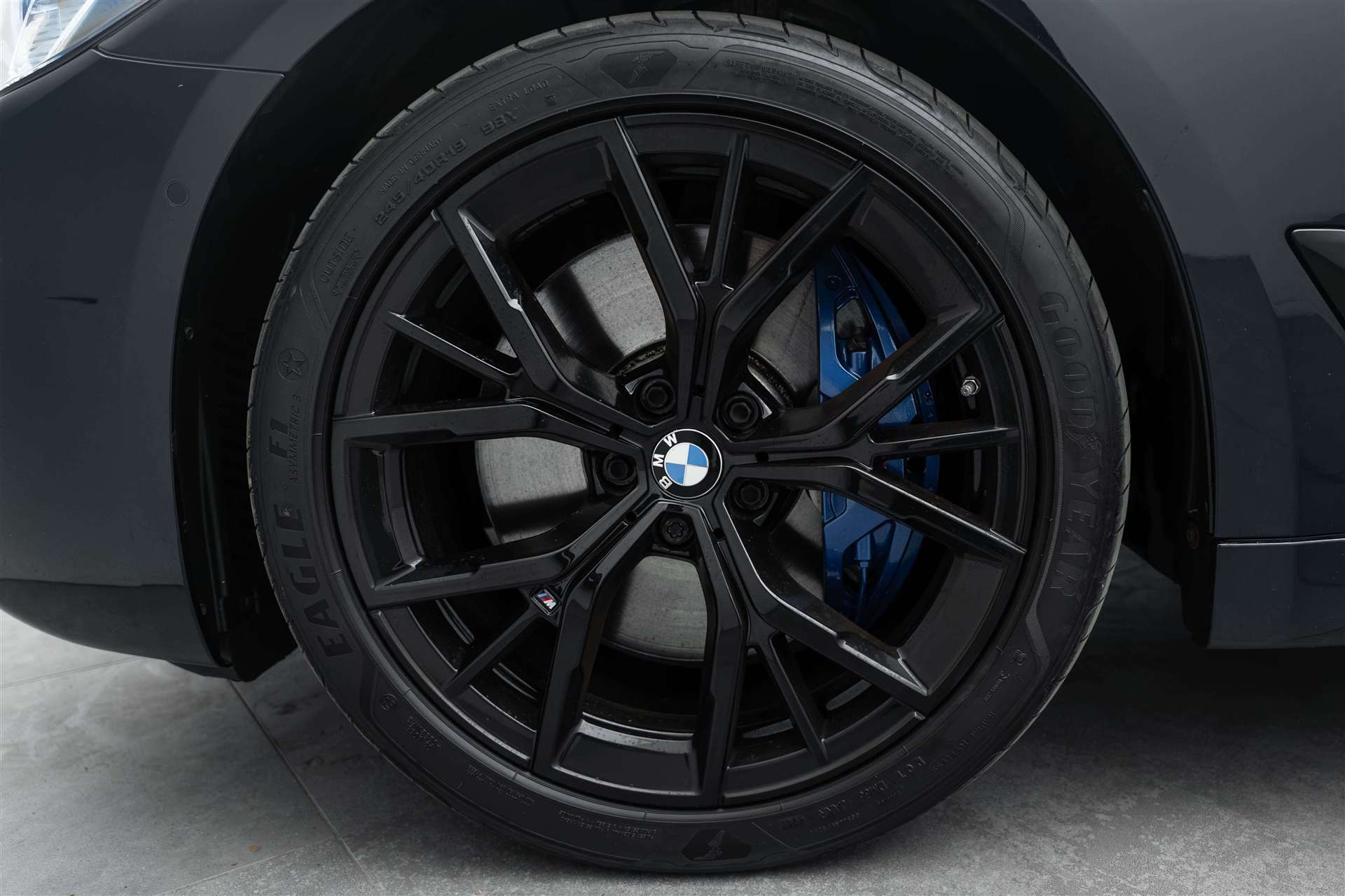 BMW BMW 540d xDrive 48V M Sport Pro Steptronic-image-5