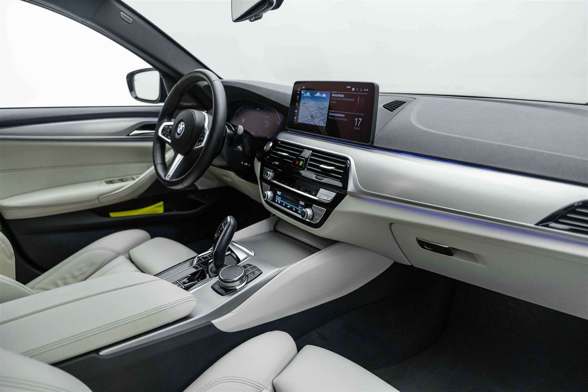 BMW BMW 540d xDrive 48V M Sport Pro Steptronic-image-10