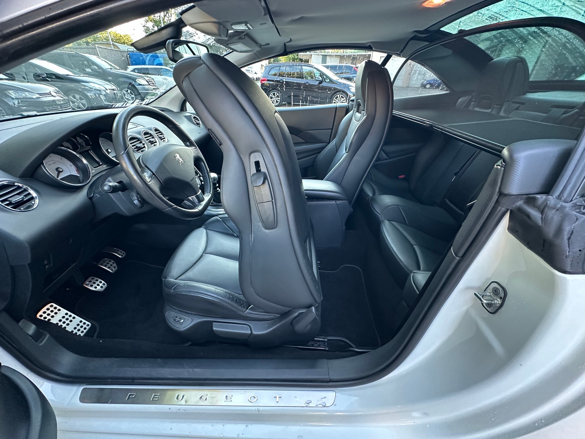 PEUGEOT 308 CC 1.6 16V Turbo Sport Pack-image-5