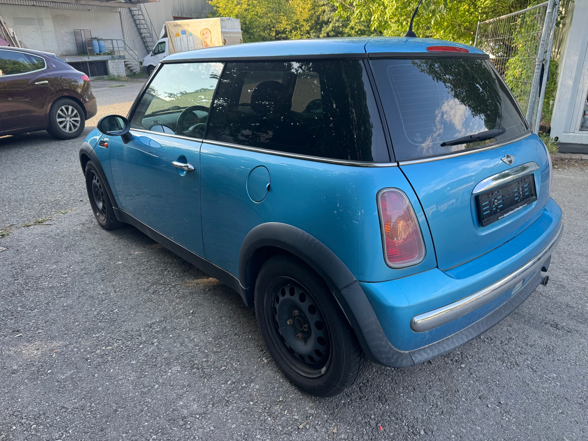 MINI One-image-3