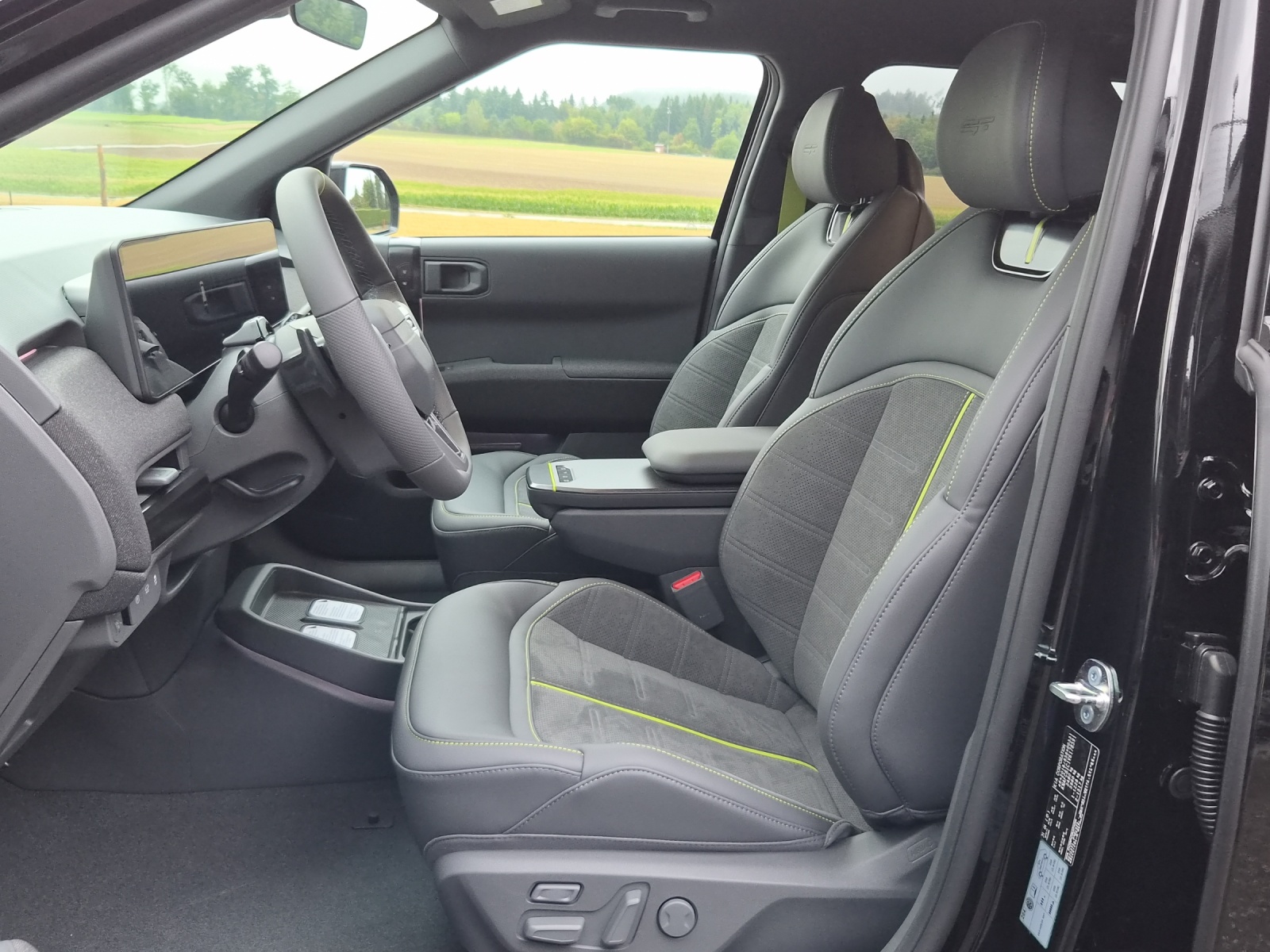 KIA EV3 81 kWh GT 4x4-image-6