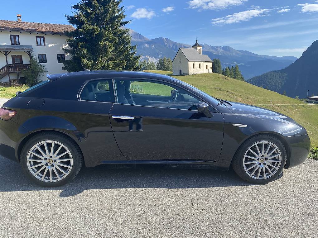 ALFA ROMEO BRERA-image-3