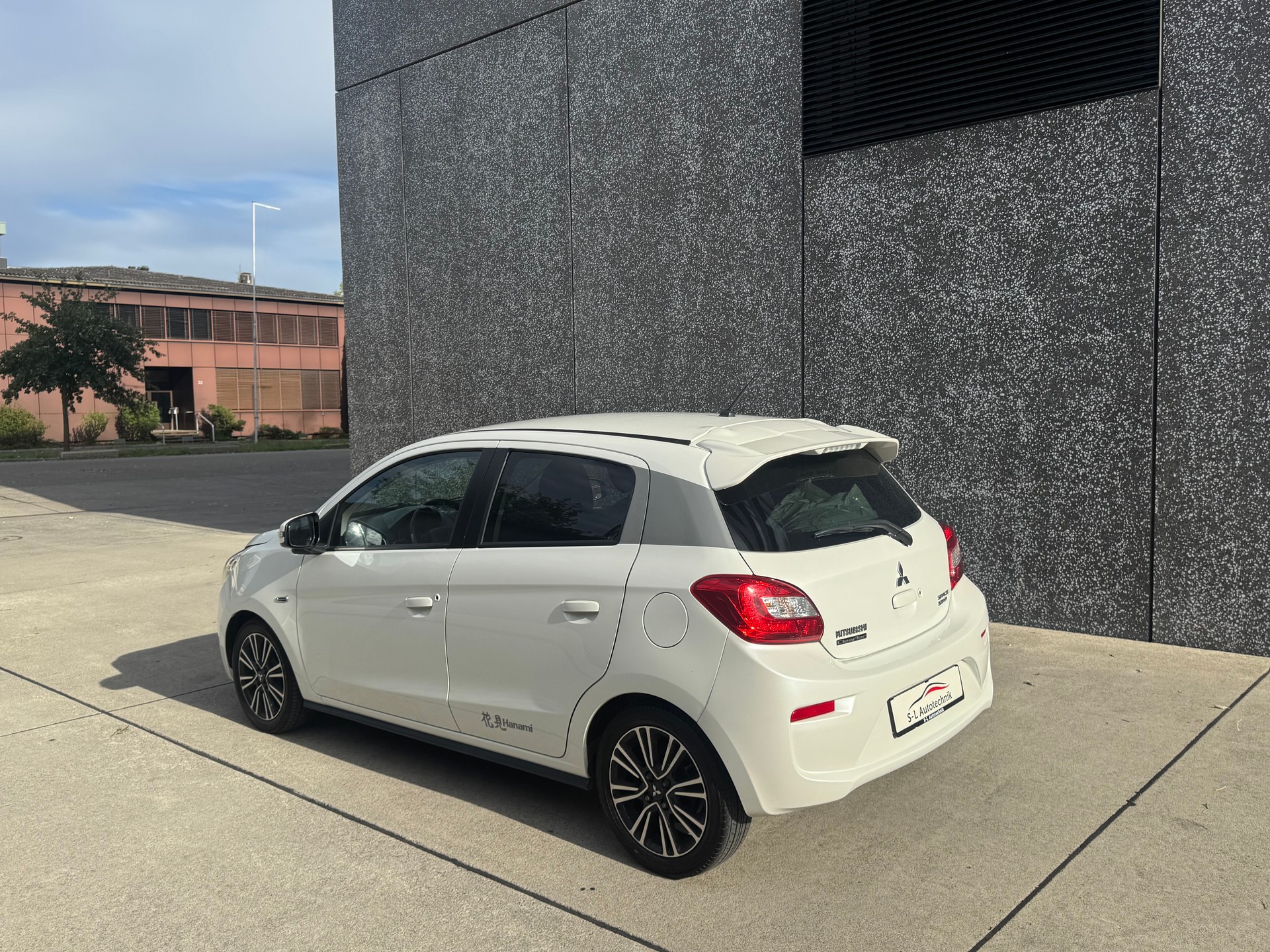 MITSUBISHI Space Star 1.2 Hanami CVT-image-3