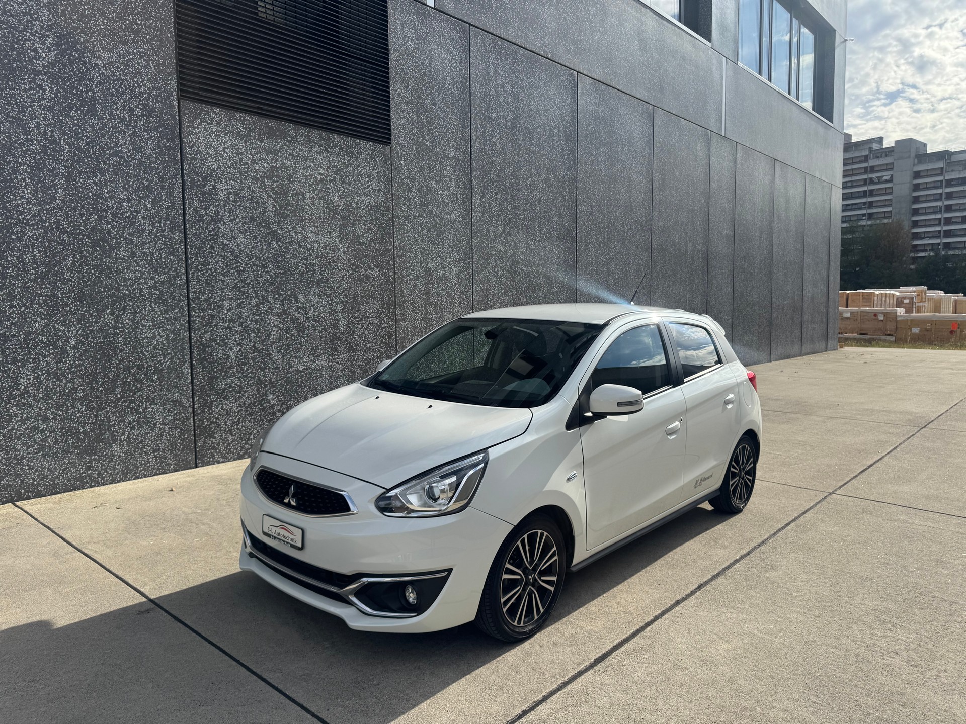 MITSUBISHI Space Star 1.2 Hanami CVT-image-0