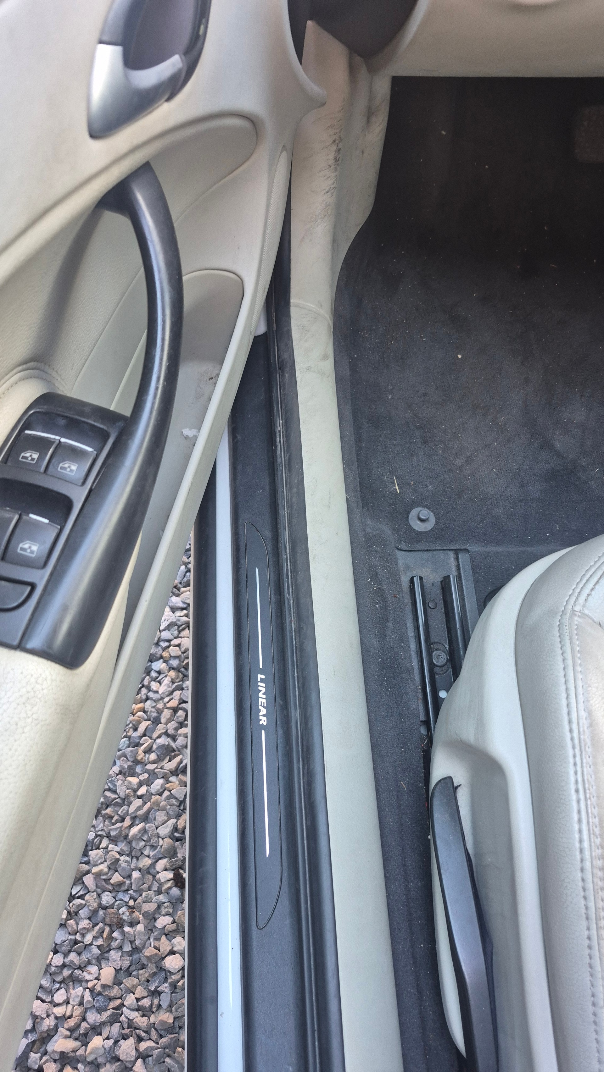 SAAB 9-3 1.9 TTiD Aero Automatic-image-9