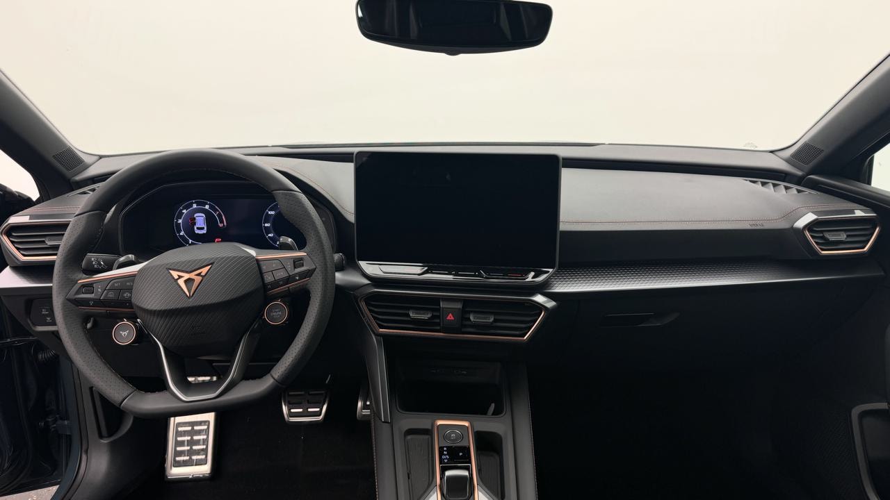 CUPRA LEON ST 1.5 e-HYBRID pHEV VZ DSG-image-5