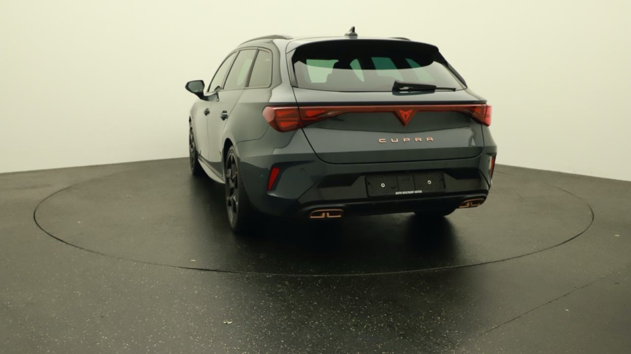 CUPRA LEON ST 1.5 e-HYBRID pHEV VZ DSG-image-3