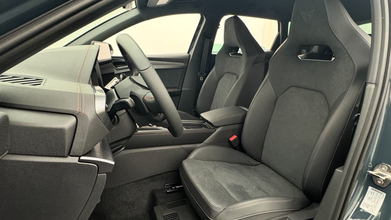 CUPRA LEON ST 1.5 e-HYBRID pHEV VZ DSG-image-4