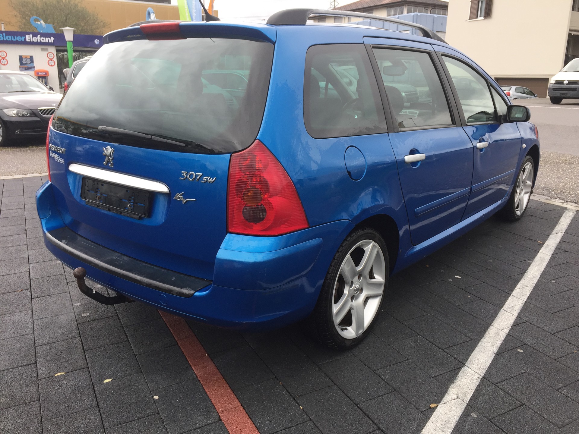 PEUGEOT 307 SW 2.0 16V Premium-image-4