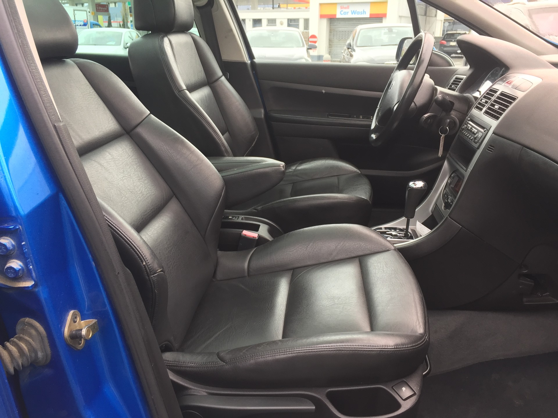 PEUGEOT 307 SW 2.0 16V Premium-image-9