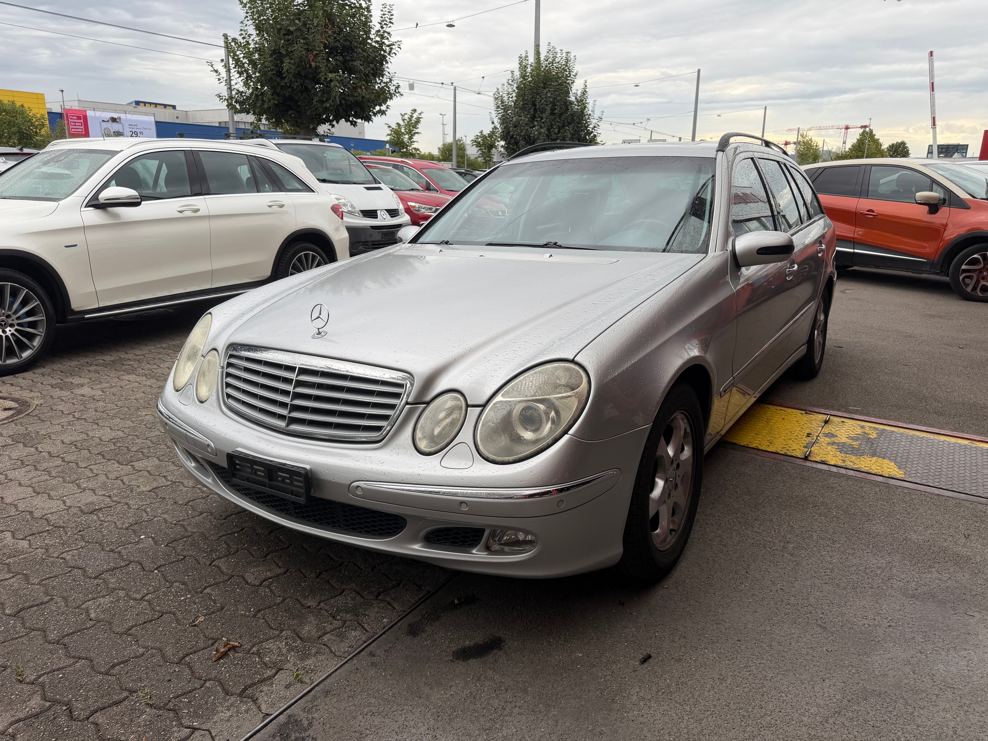 MERCEDES-BENZ E 240 Elégance-image-0