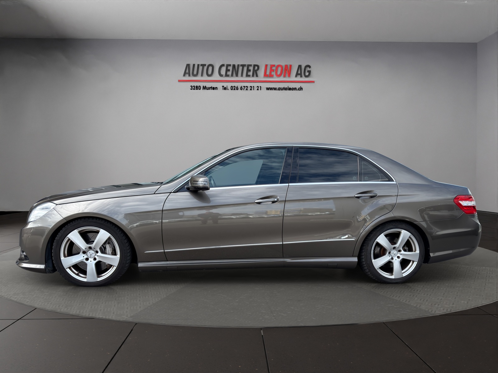 MERCEDES-BENZ E 500 CGI BlueEff. Avantgarde 4Matic 7G-Tronic-image-2