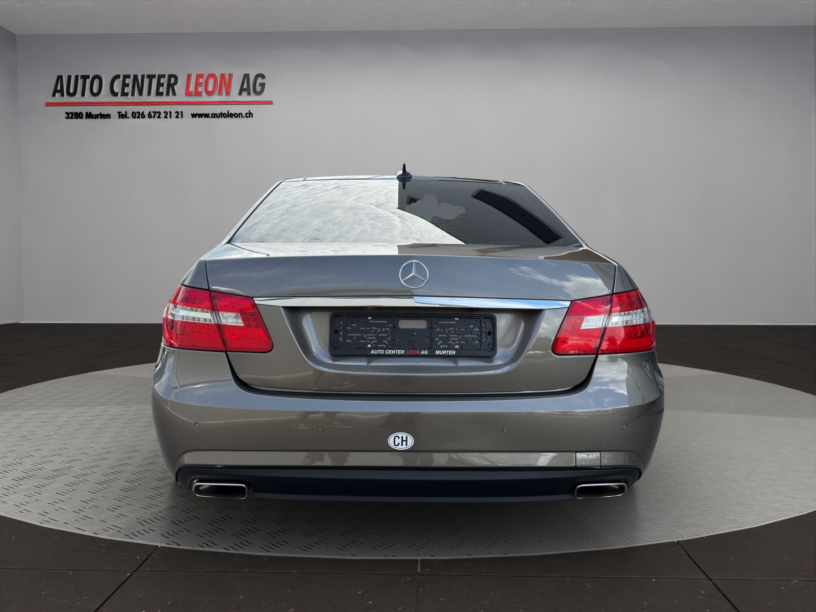 MERCEDES-BENZ E 500 CGI BlueEff. Avantgarde 4Matic 7G-Tronic-image-4