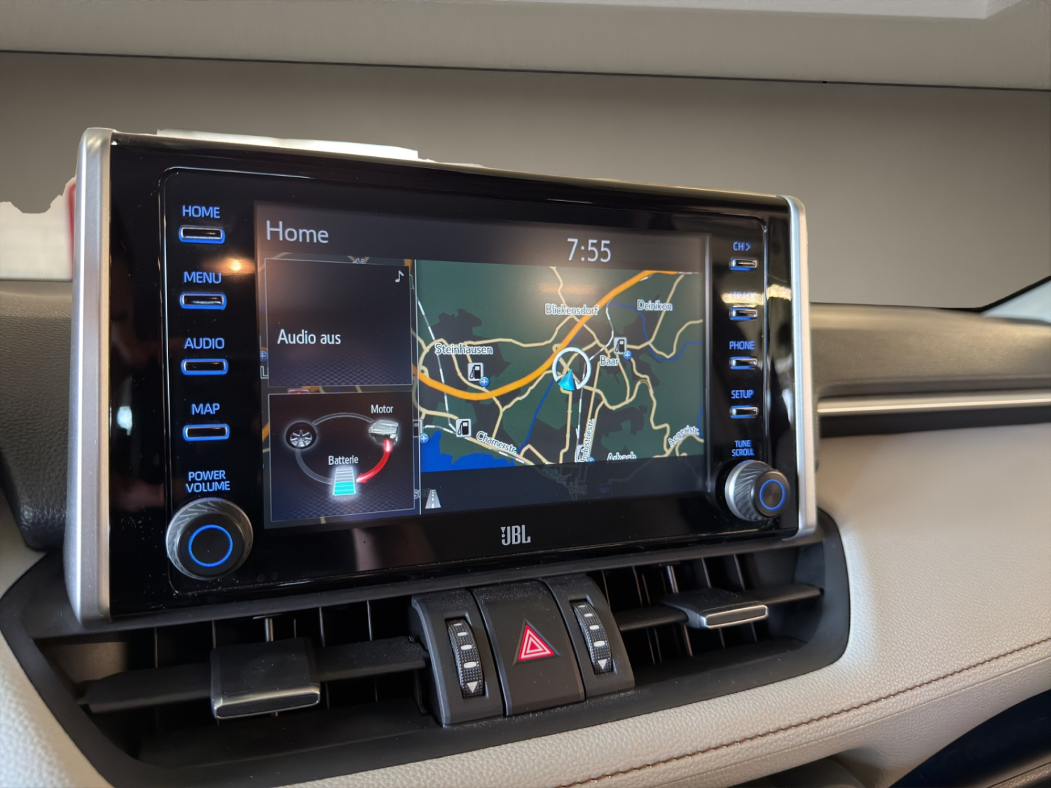 TOYOTA RAV4 2.5 HEV Premium-image-16