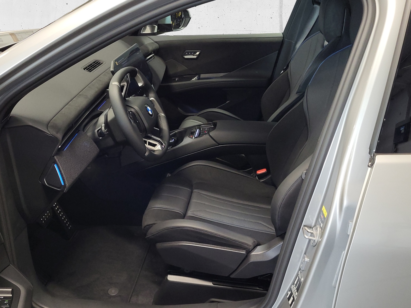 BMW iX3 40 M Sport-image-8