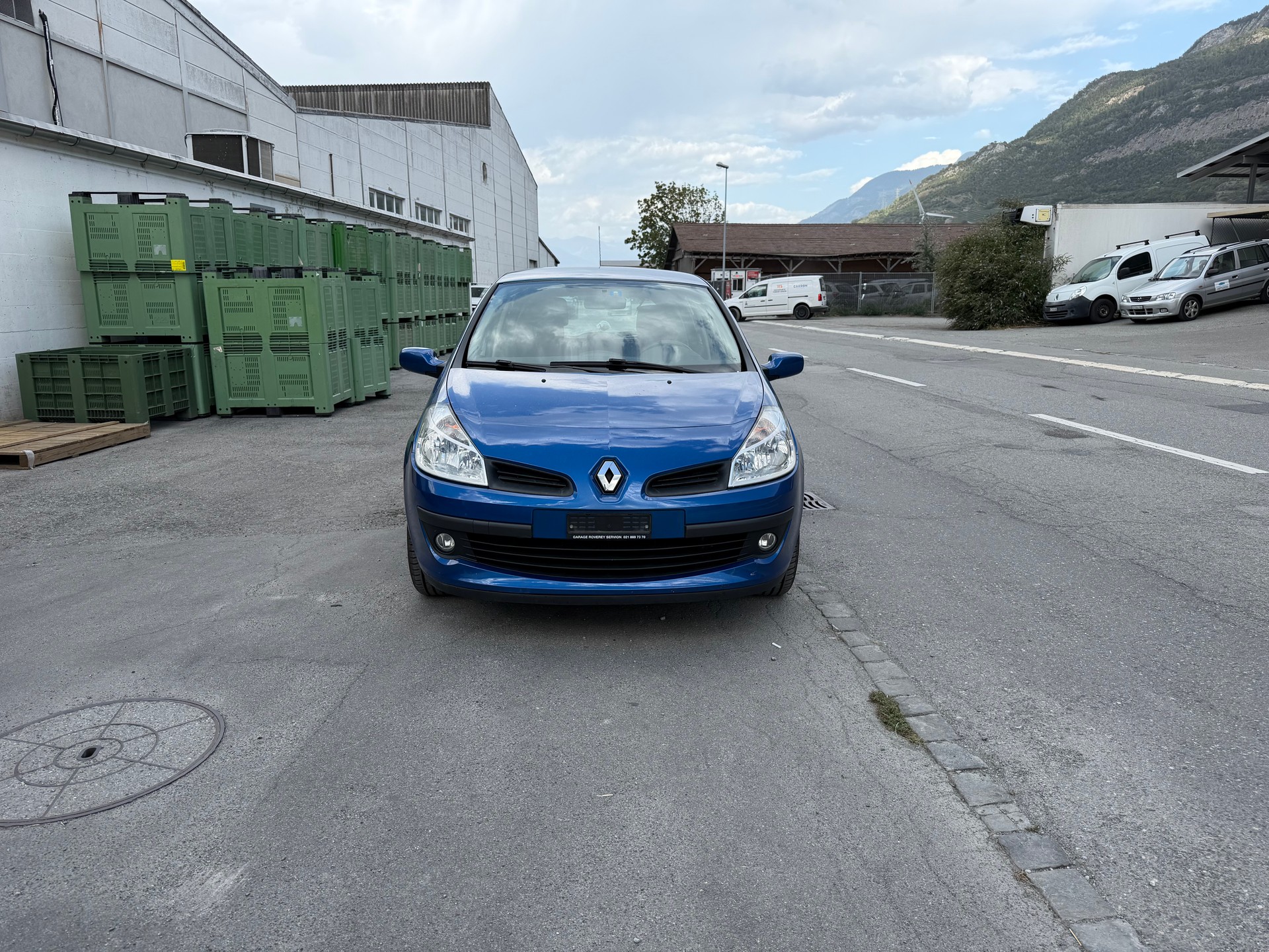 RENAULT Clio 1.6 16V Dynamique-image-8